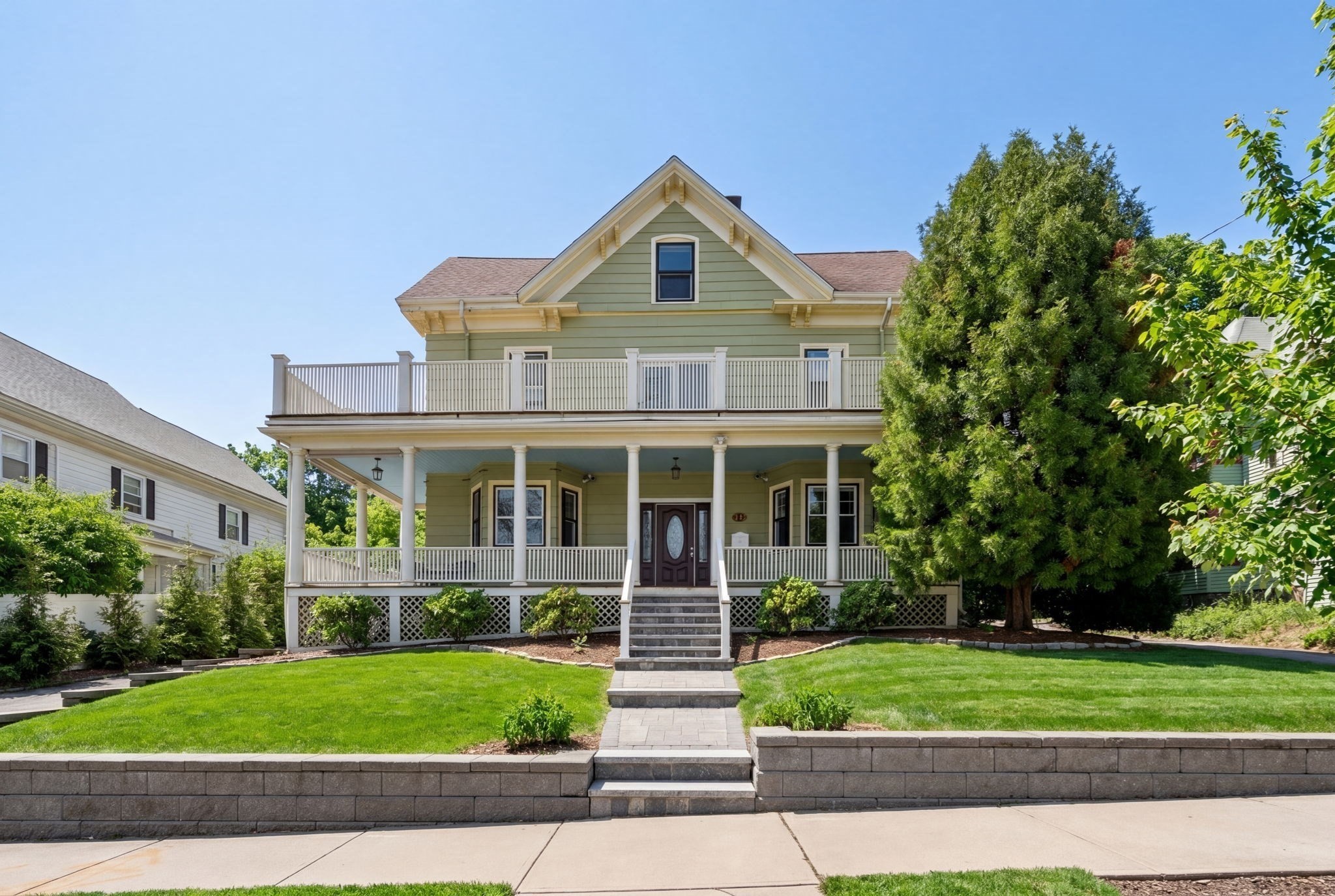 121 Prospect Ave, Quincy, MA 02170