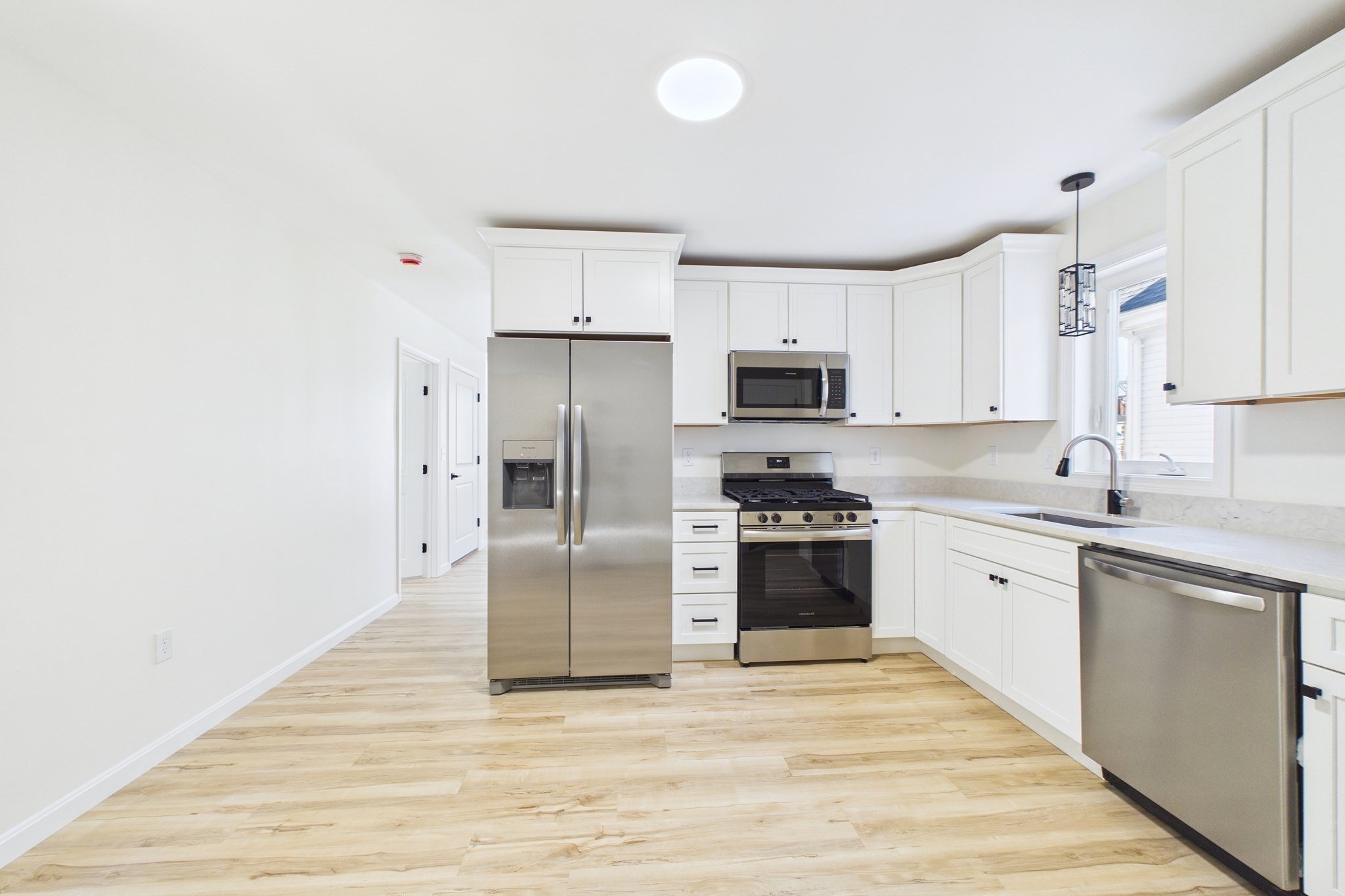 33 Crapo St., New Bedford, MA 02740 - Image 20