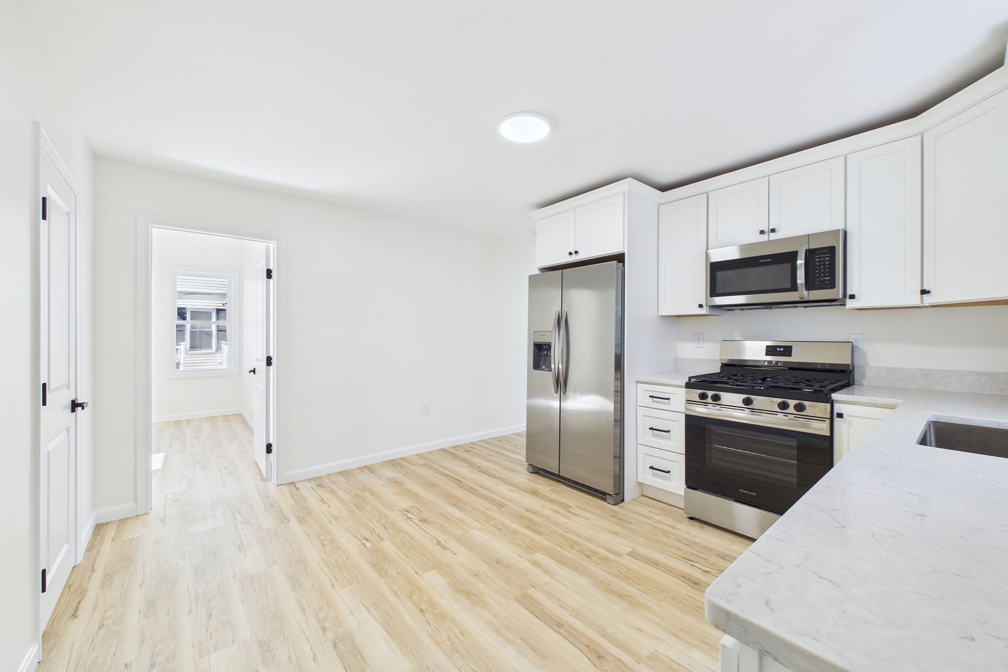 33 Crapo St., New Bedford, MA 02740 - Image 10