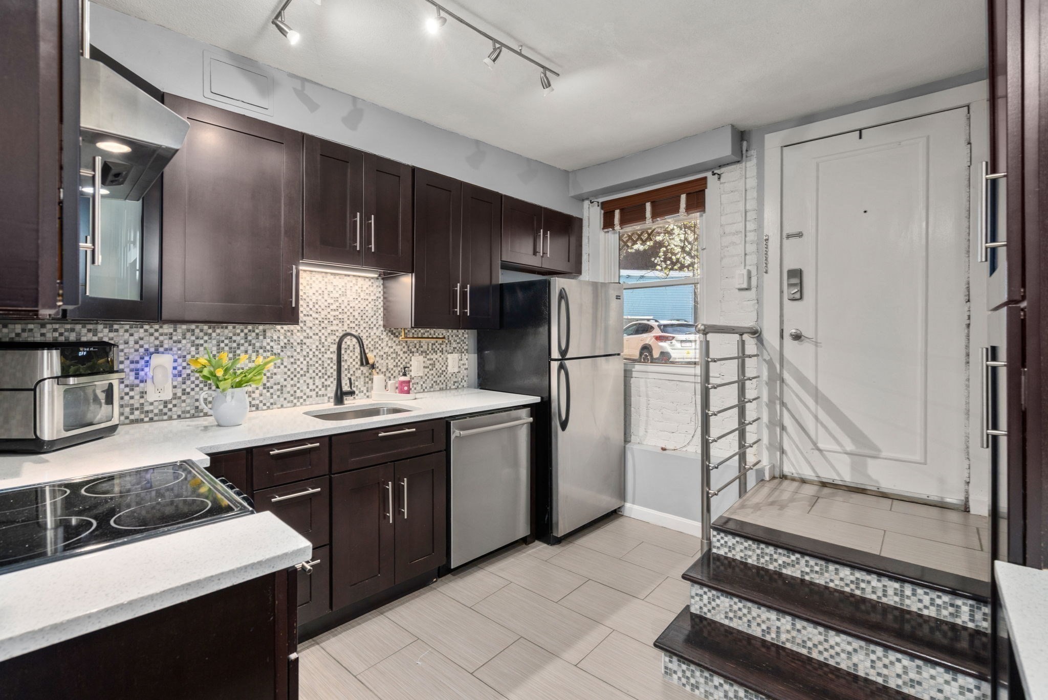 4 Colliston Rd Unit B, Brighton, Boston, MA 02135 - Image 2