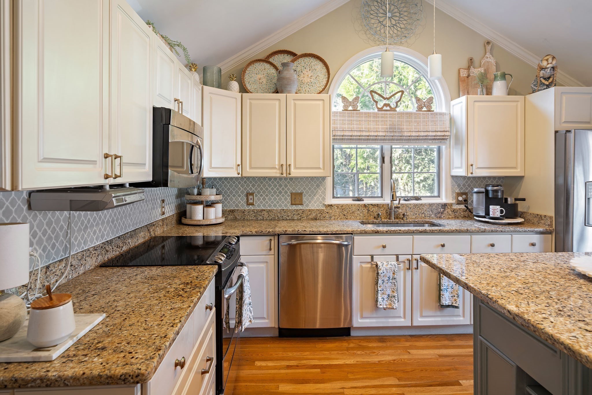 115 Ellis Farm Ln, Melrose, MA 02176 - Image 4