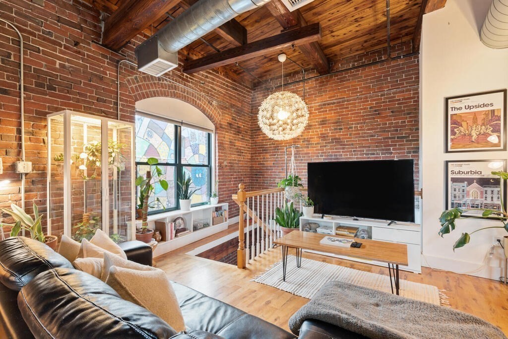 49 Munroe St Unit 406, Lynn, MA 01901
