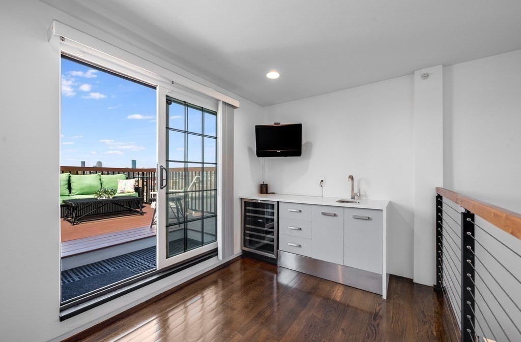 687 E 2nd St Unit 8, South Boston, Boston, MA 02127 - Image 19