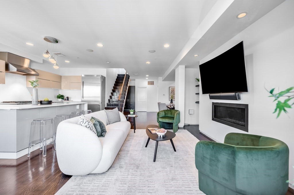 687 E 2nd St Unit 8, South Boston, Boston, MA 02127 - Image 3