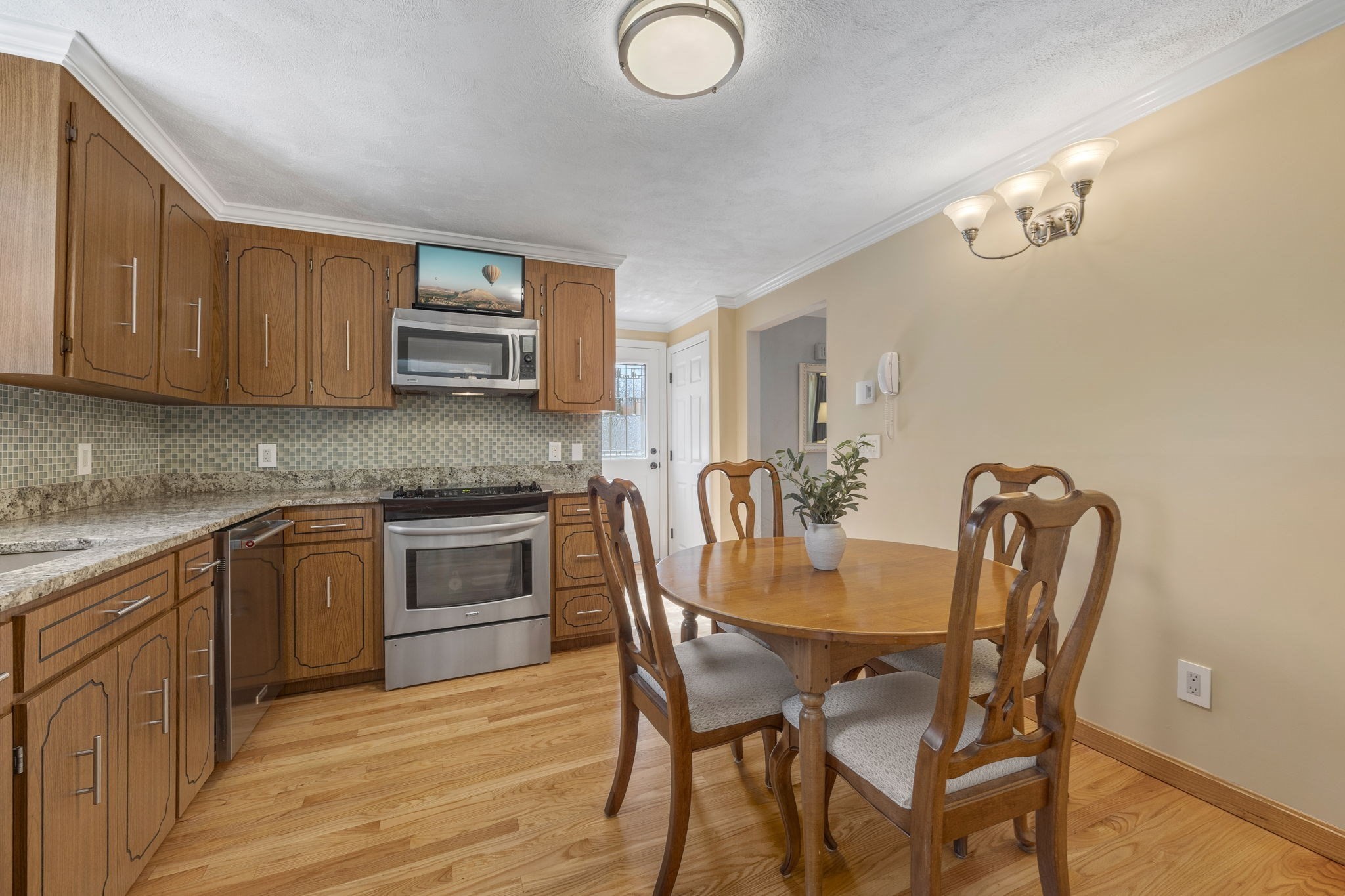 19 Lebanon, Melrose, MA 02176 - Image 7