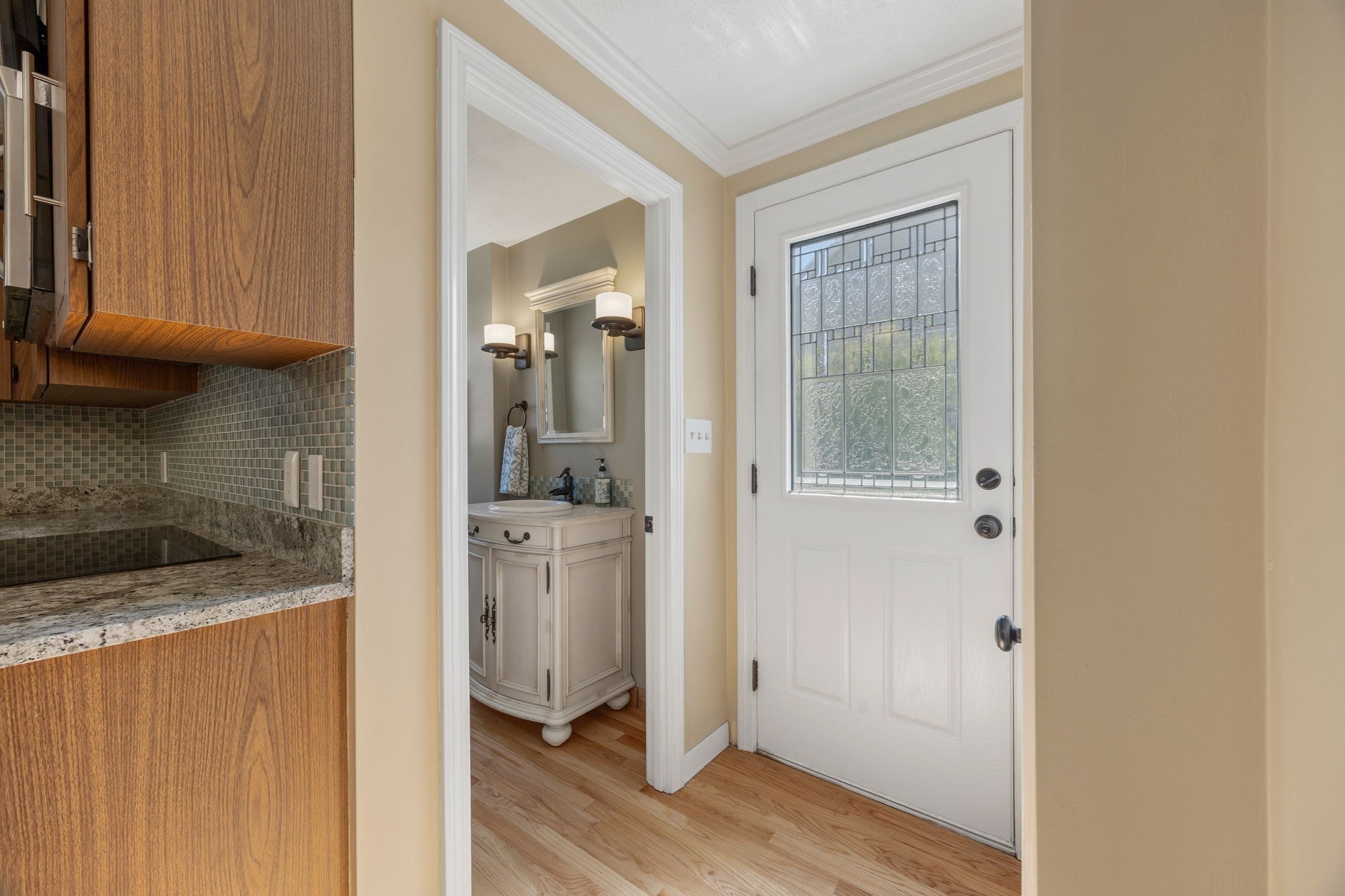 19 Lebanon, Melrose, MA 02176 - Image 9