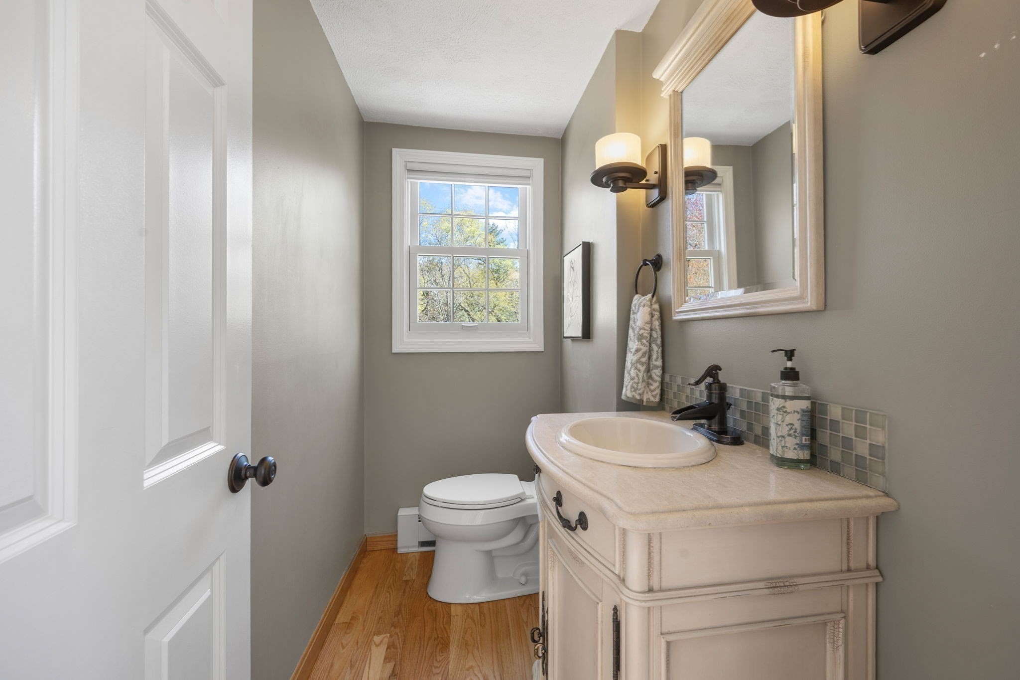19 Lebanon, Melrose, MA 02176 - Image 10
