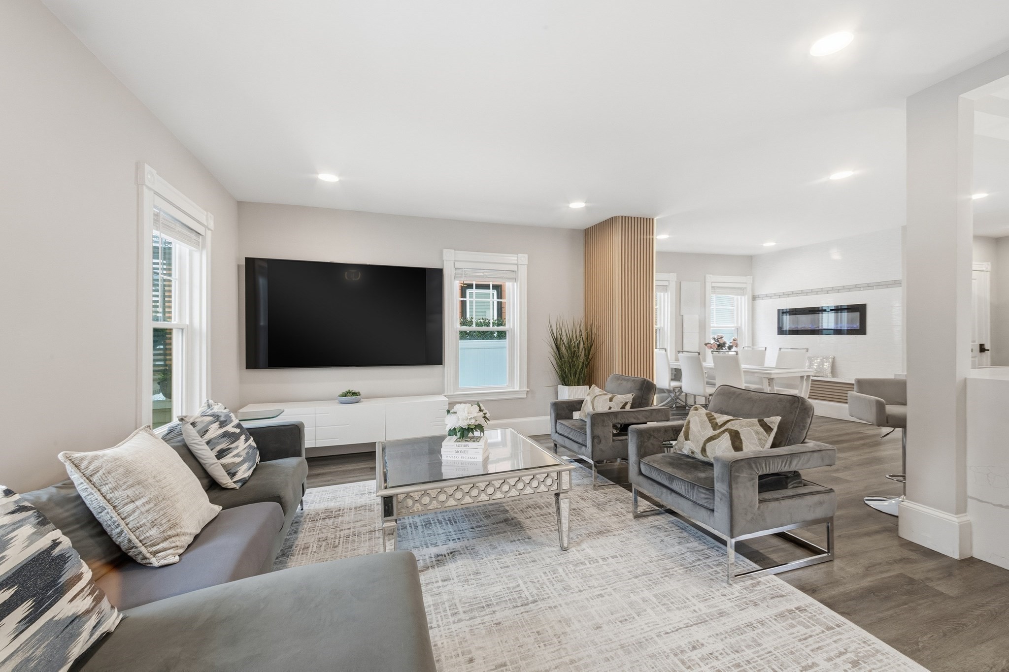 13 Leyden St, Medford, MA 02155