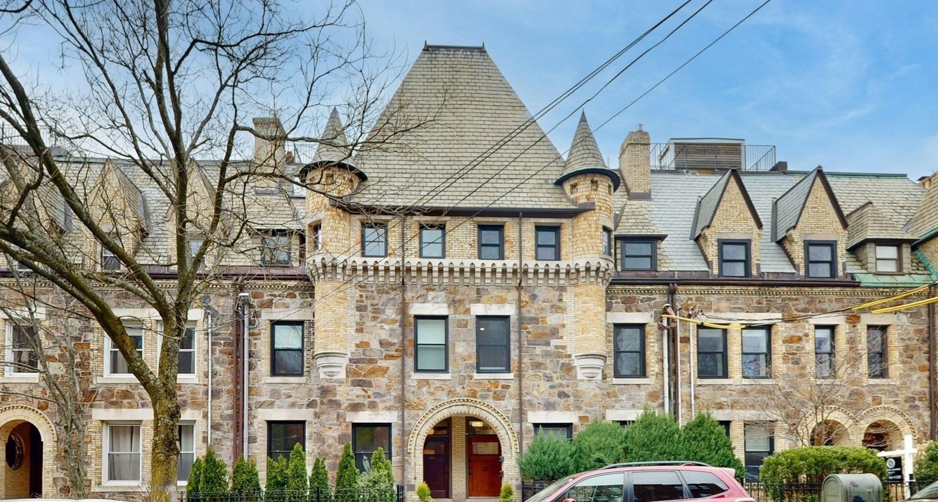 322 Tappan St Unit 2, Brookline, MA 02445