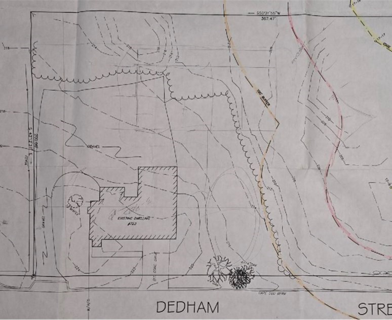 723 Dedham St, Wrentham, MA 02093