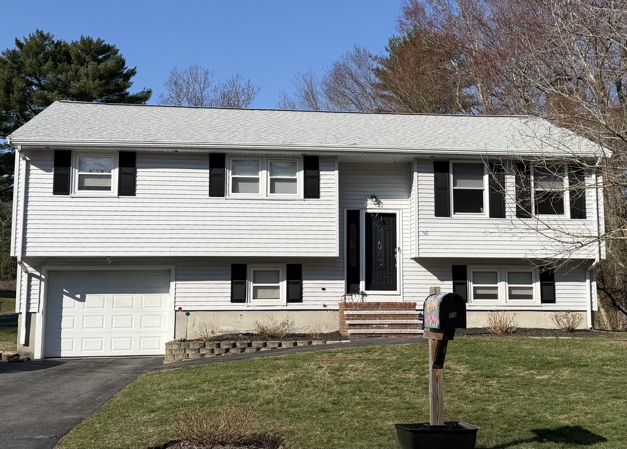 50 Hatchfield Dr, Brockton, MA 02301