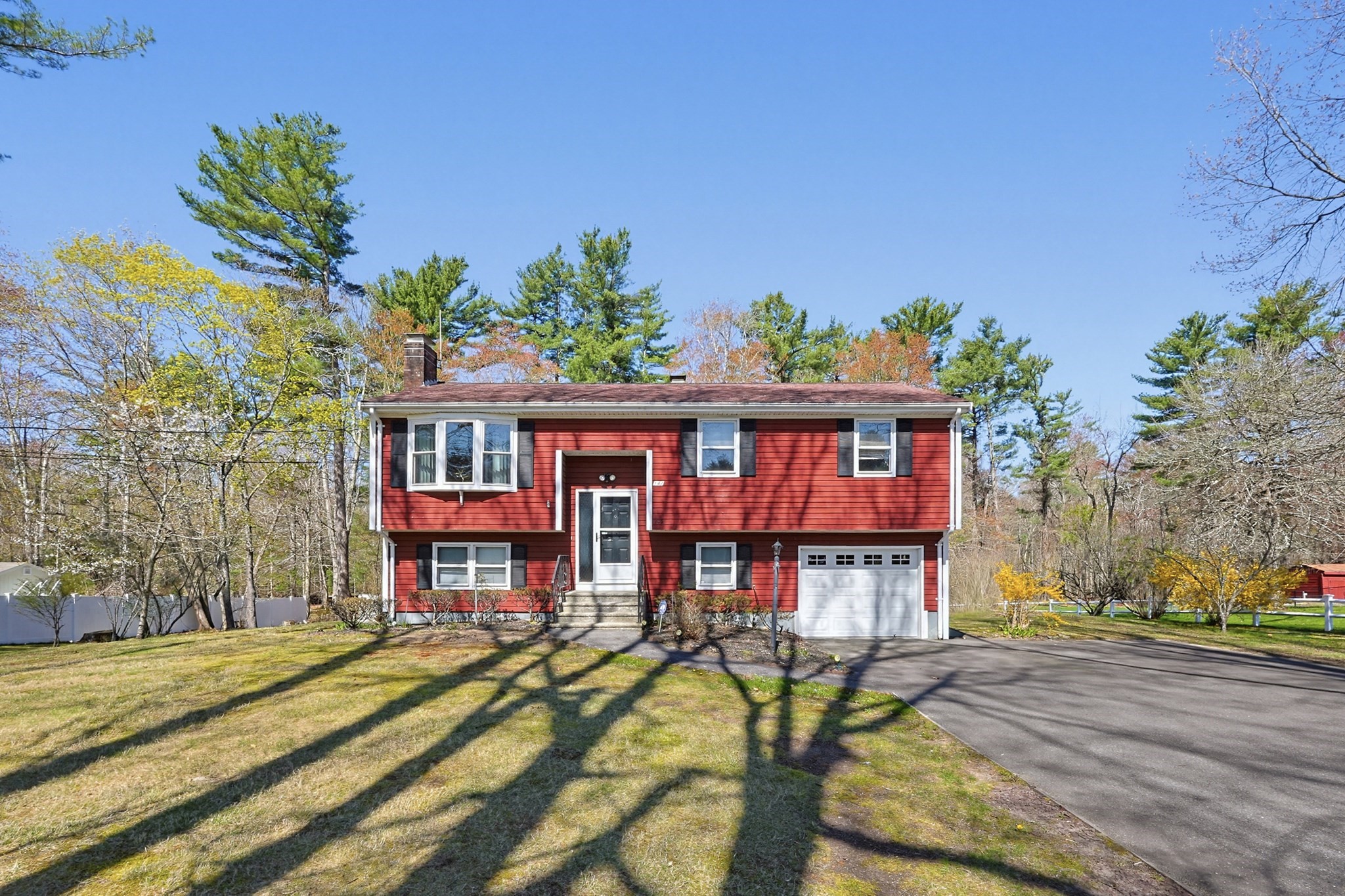 142 Prospect Hill St, Taunton, MA 02780