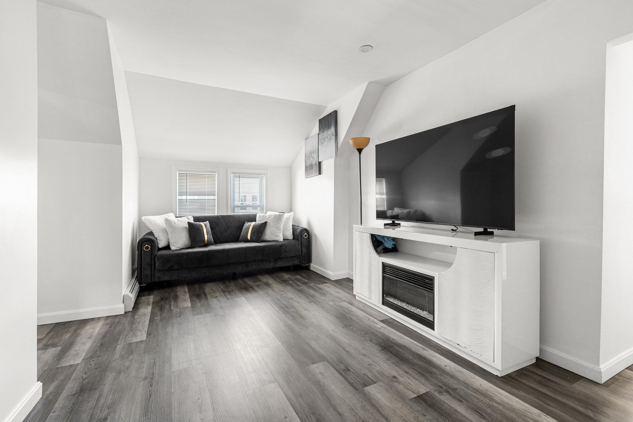 139 Foster St, Lawrence, MA 01843 - Image 7