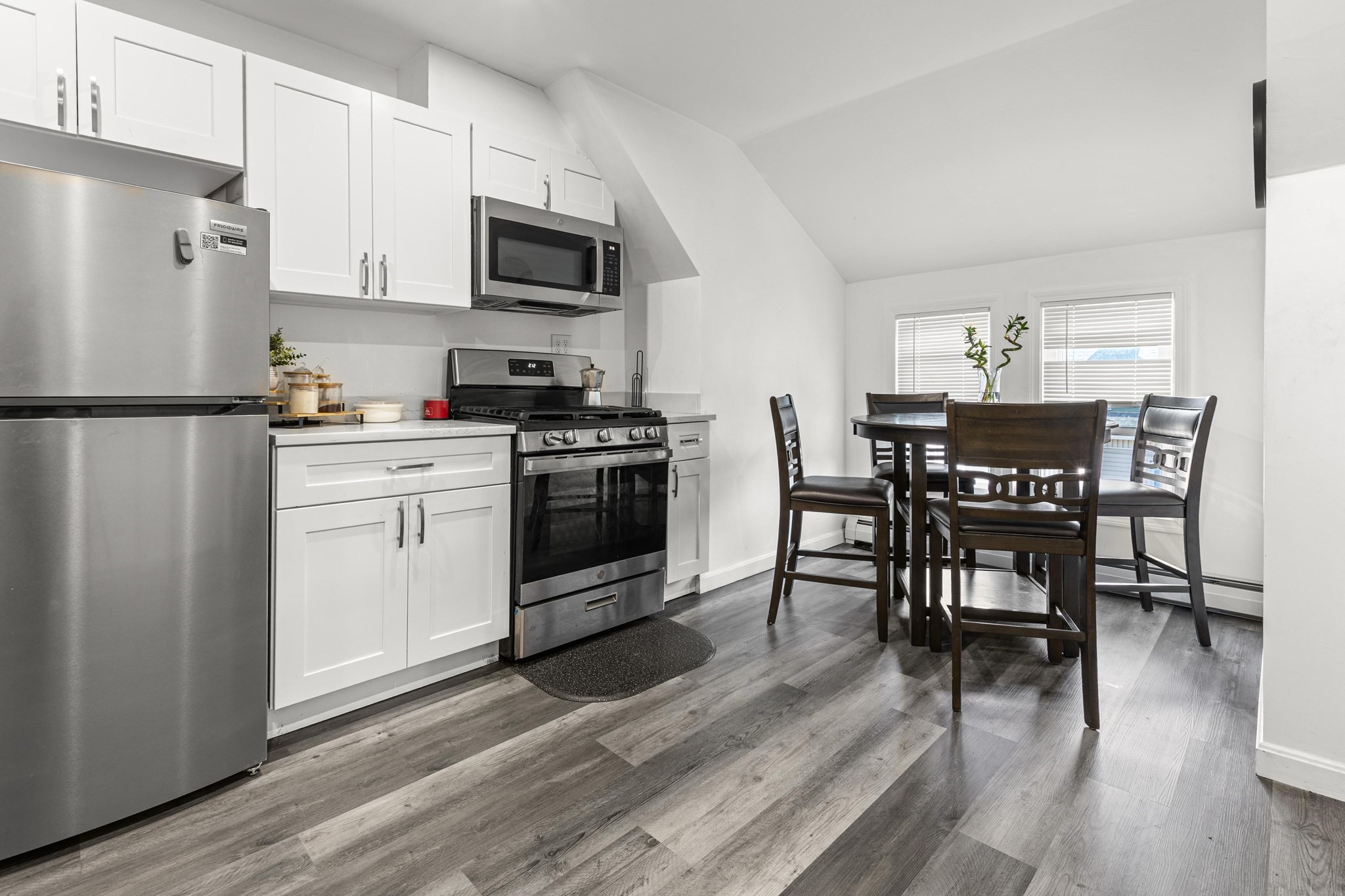 139 Foster St, Lawrence, MA 01843 - Image 9