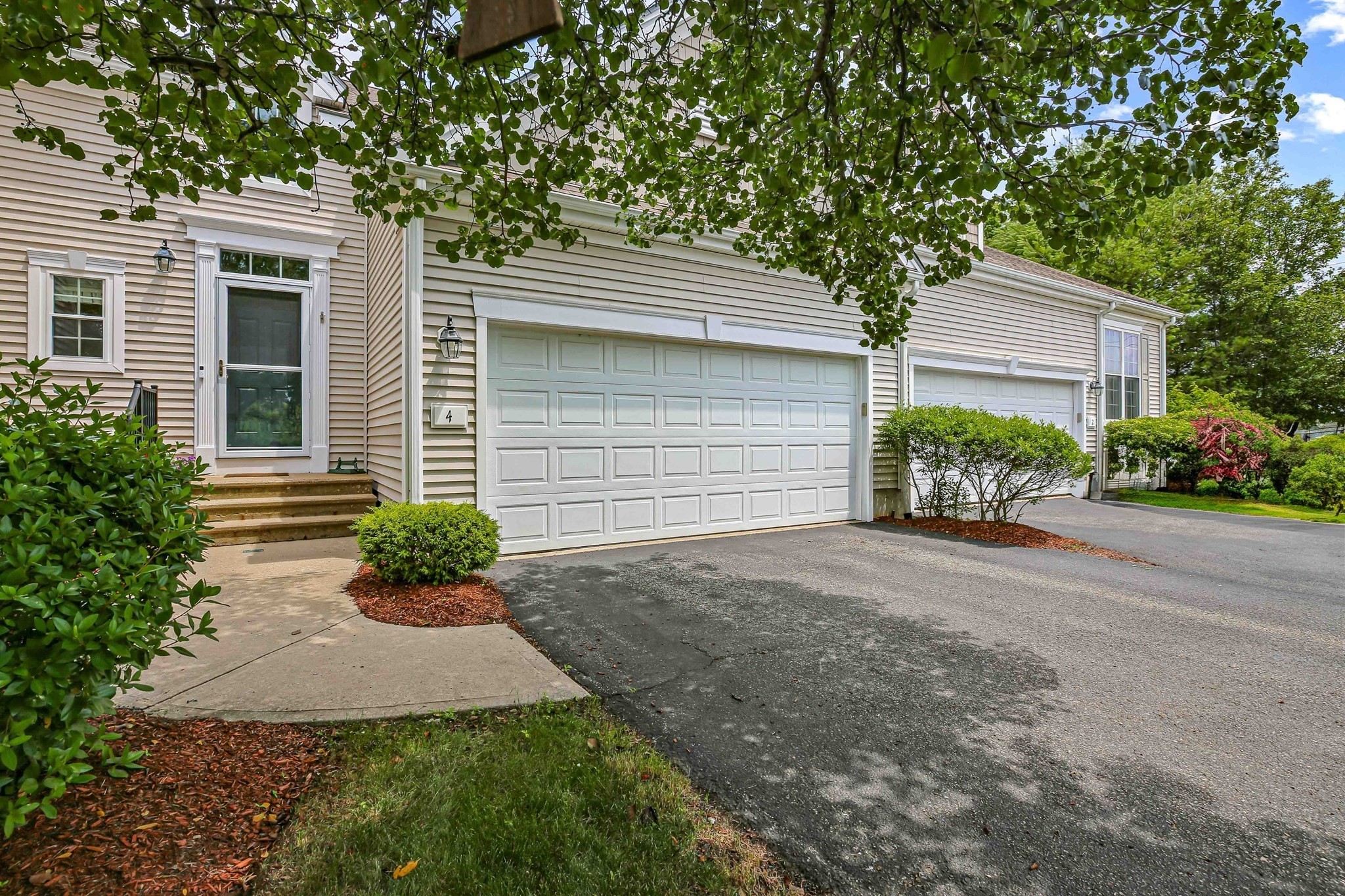 4 Violet Drive Unit 4, Grafton, MA 01560