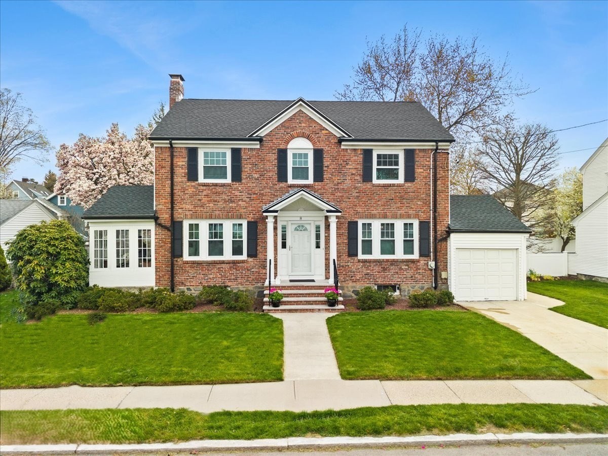 8 Myles Standish Rd, West Roxbury, Boston, MA 02132