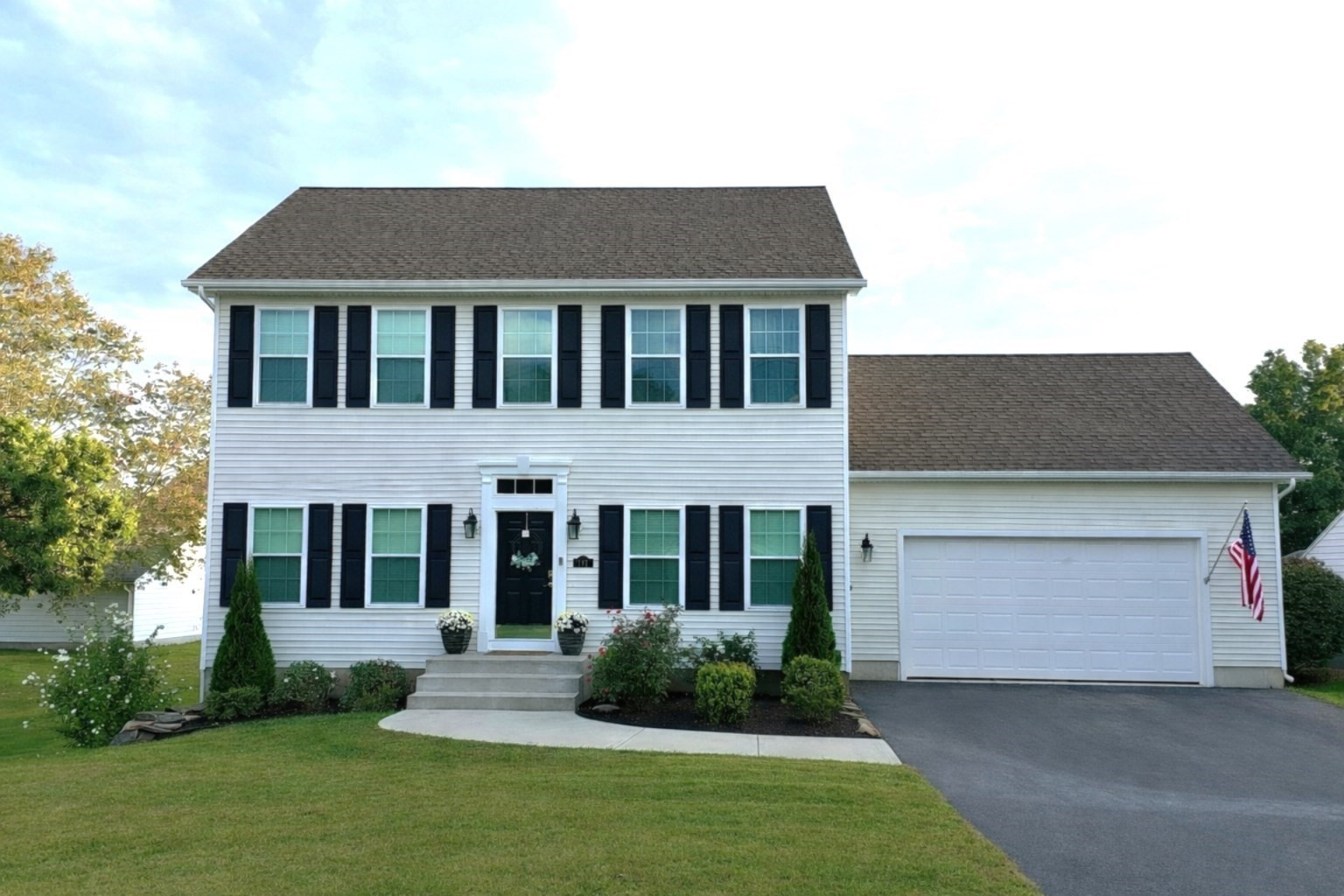 181 Southwick St, Agawam, MA 01030