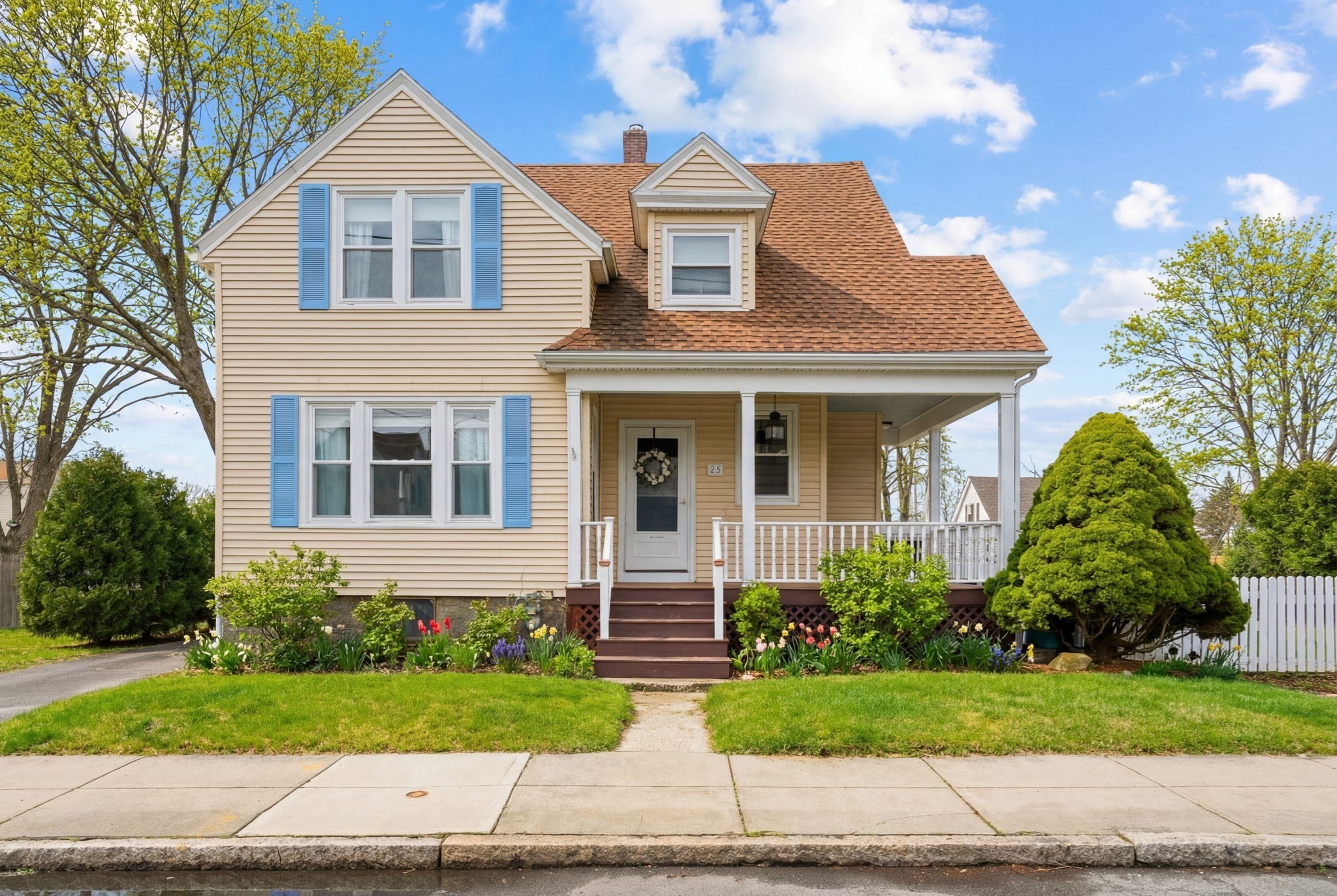 73 Moore Street, Fall River, MA 02720