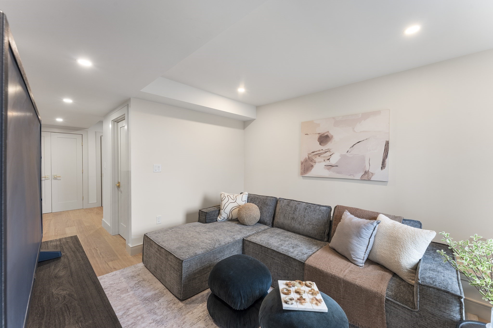 142 Metropolitan, Roslindale, Boston, MA 02131 - Image 11