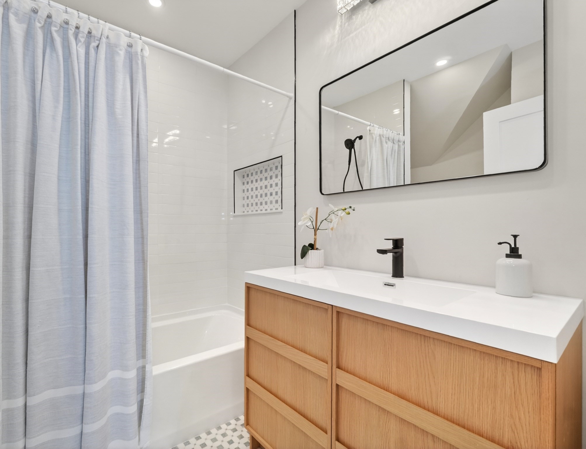 1078 Main St, Melrose, MA 02176 - Image 31