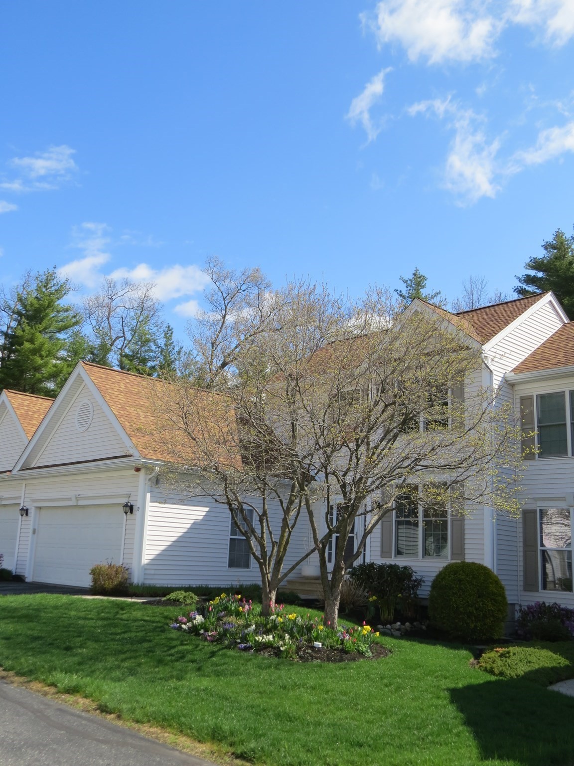19 Brook Lane Unit 19, Berlin, MA 01503