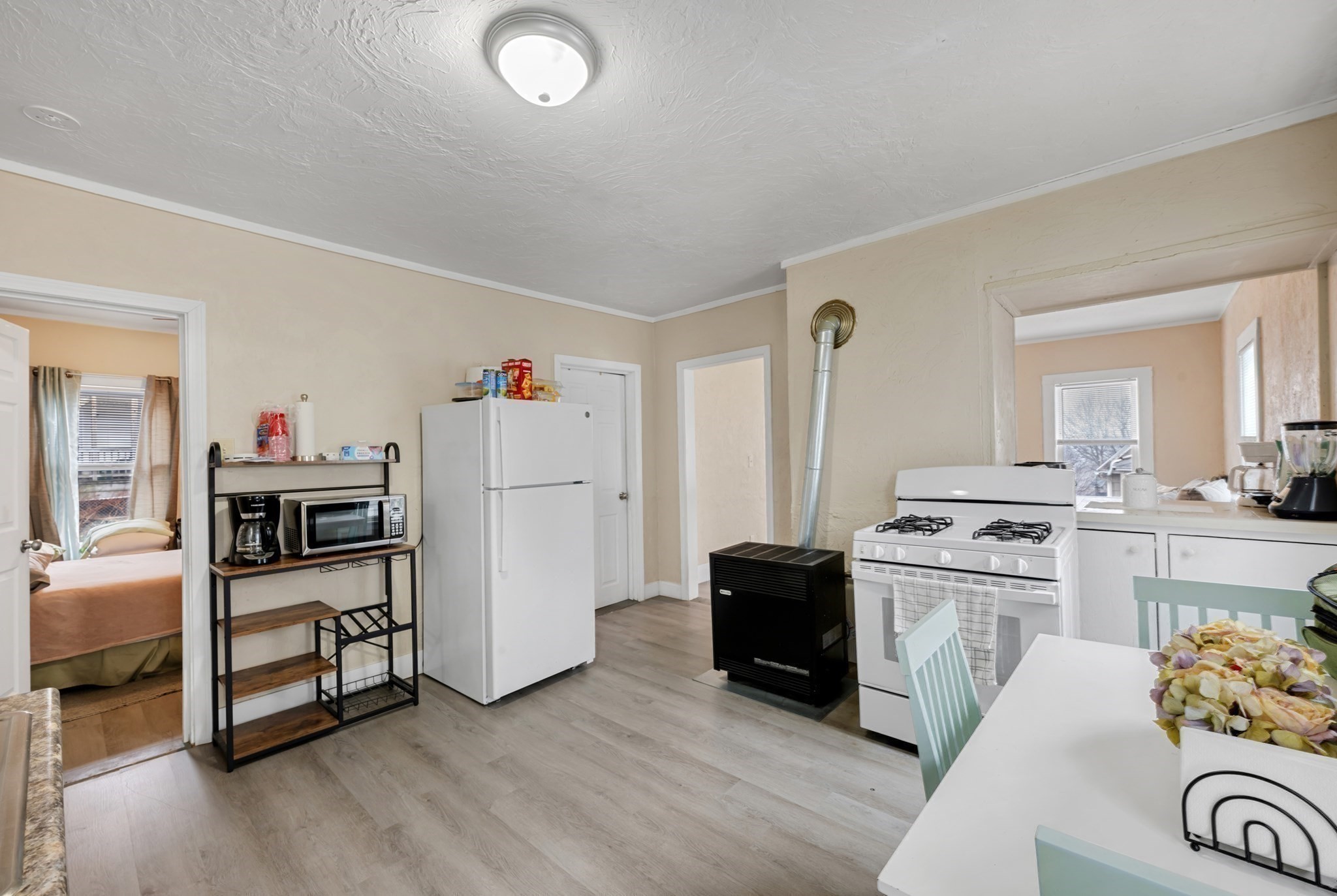 20 Mott St, Worcester, MA 01604 - Image 11