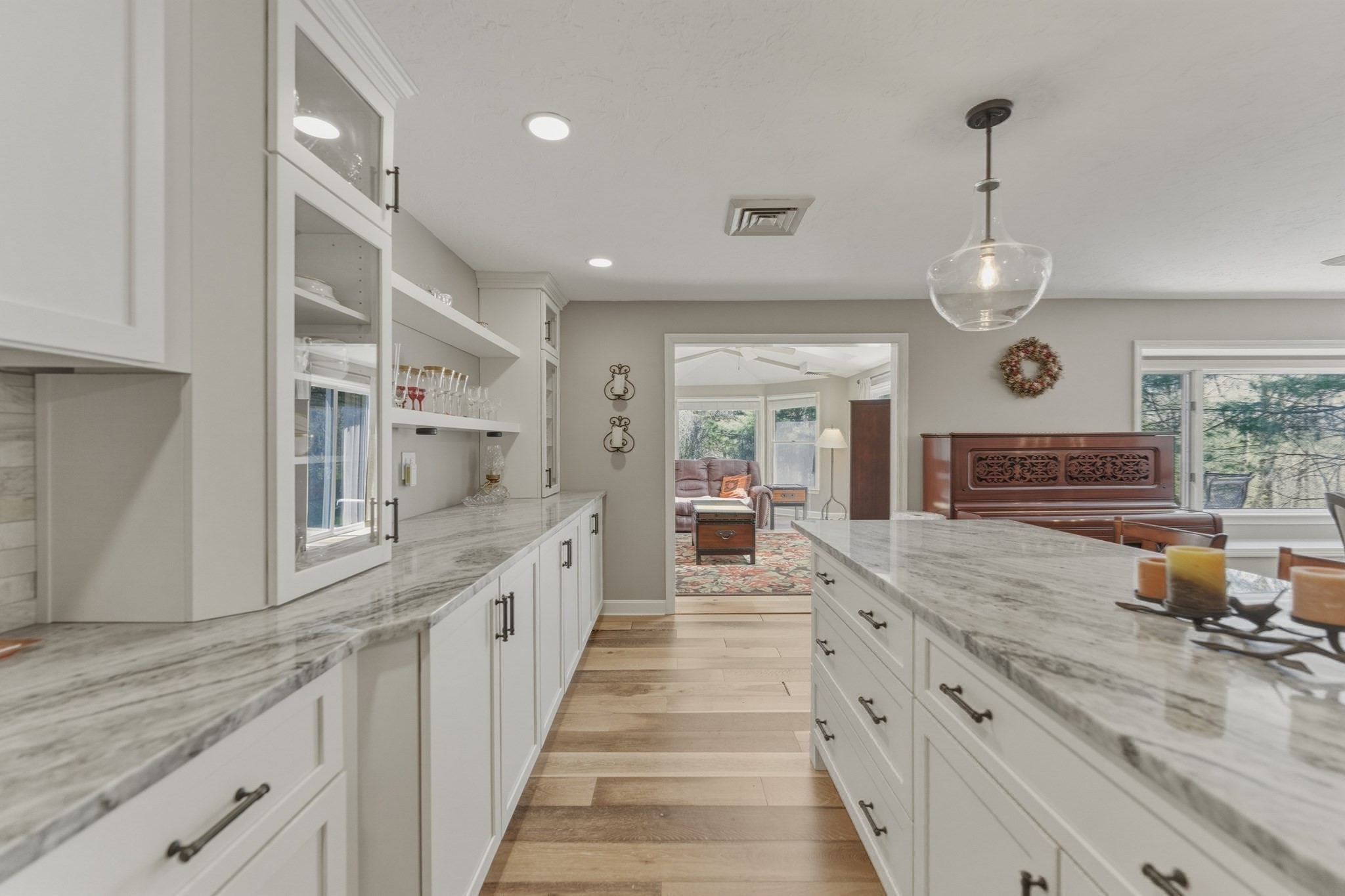 402 Ridgefield Cir Unit D, Clinton, MA 01510 - Image 11