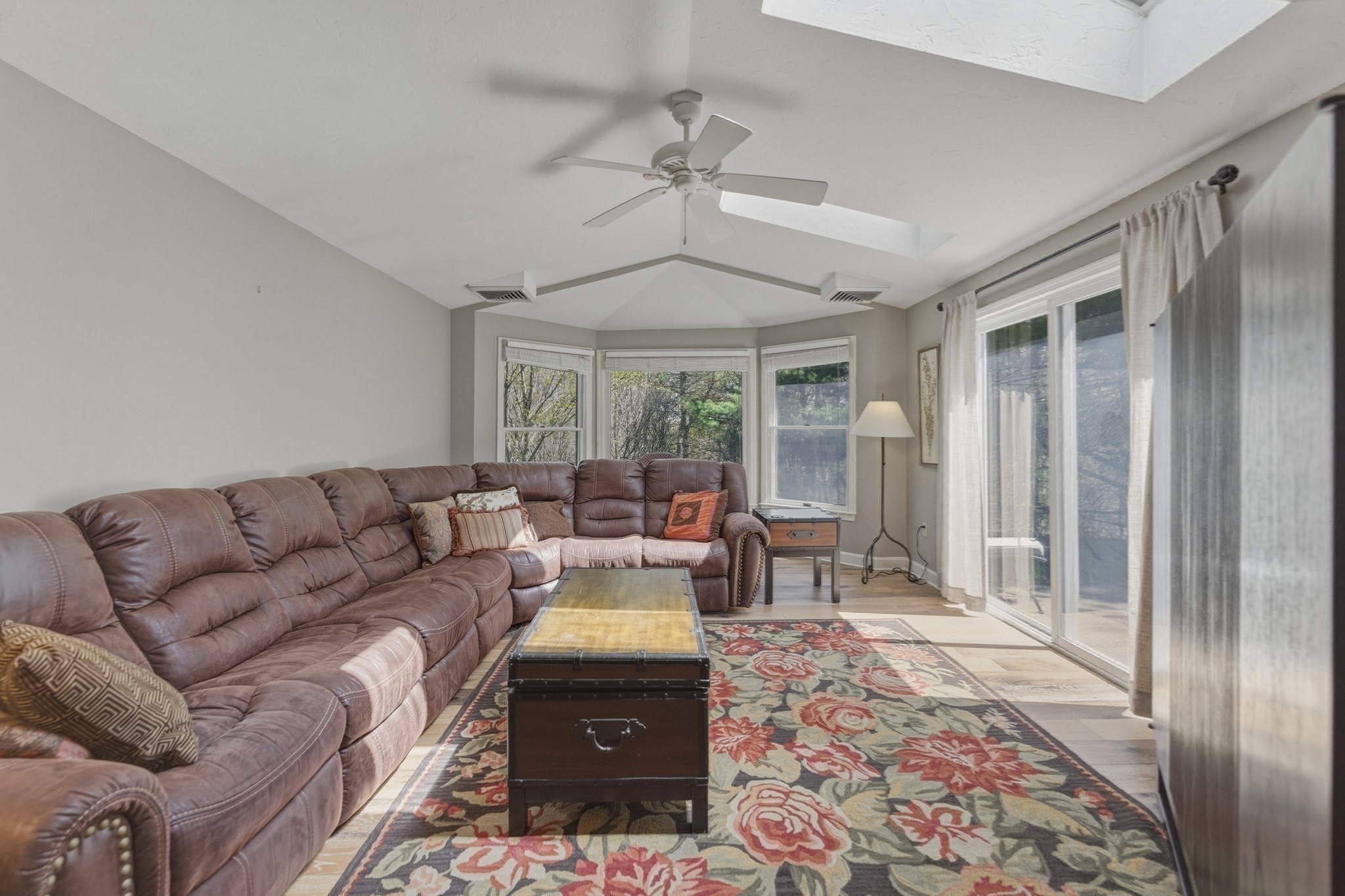 402 Ridgefield Cir Unit D, Clinton, MA 01510 - Image 19