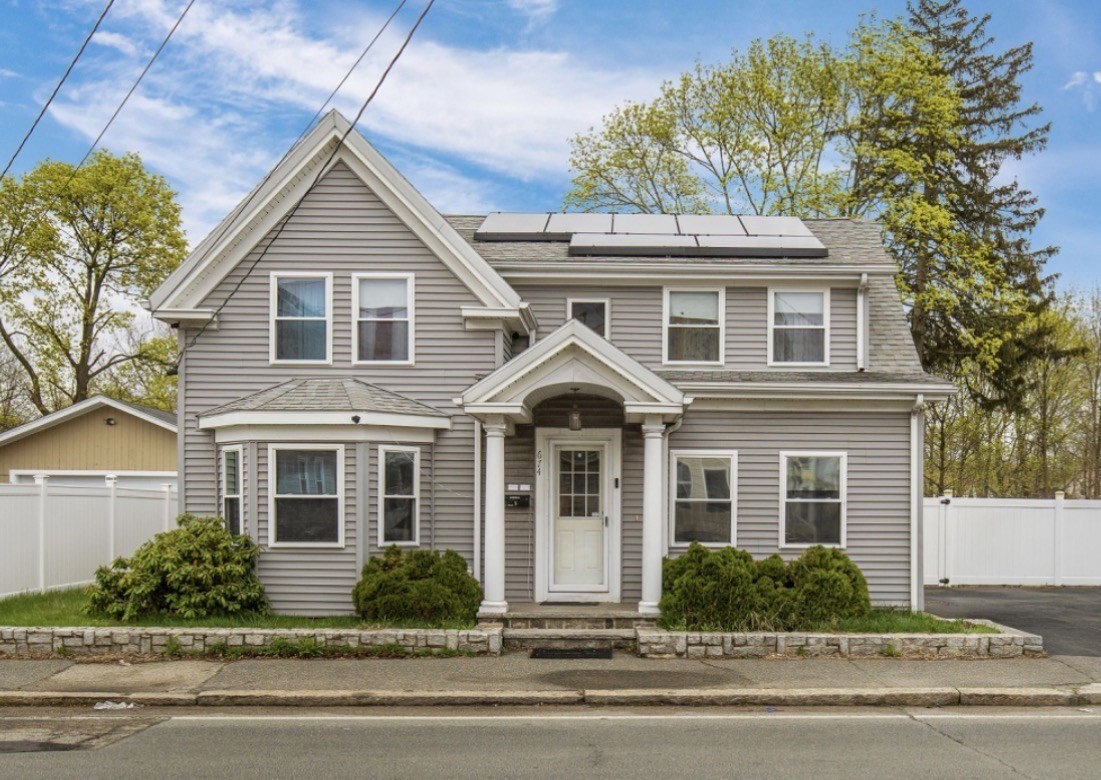 674 Montello St, Brockton, MA 02301