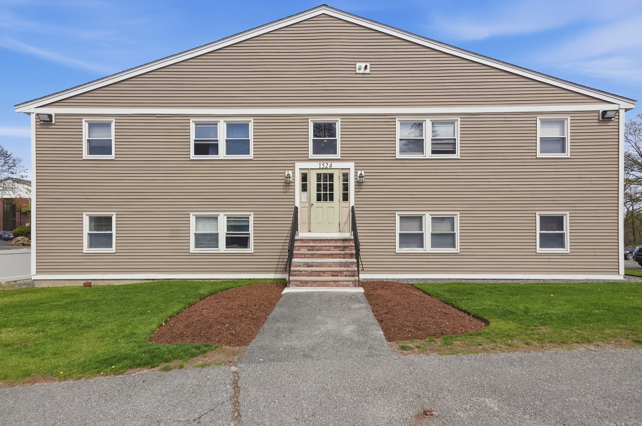 1524 Gorham Street Unit 110, Lowell, MA 01852