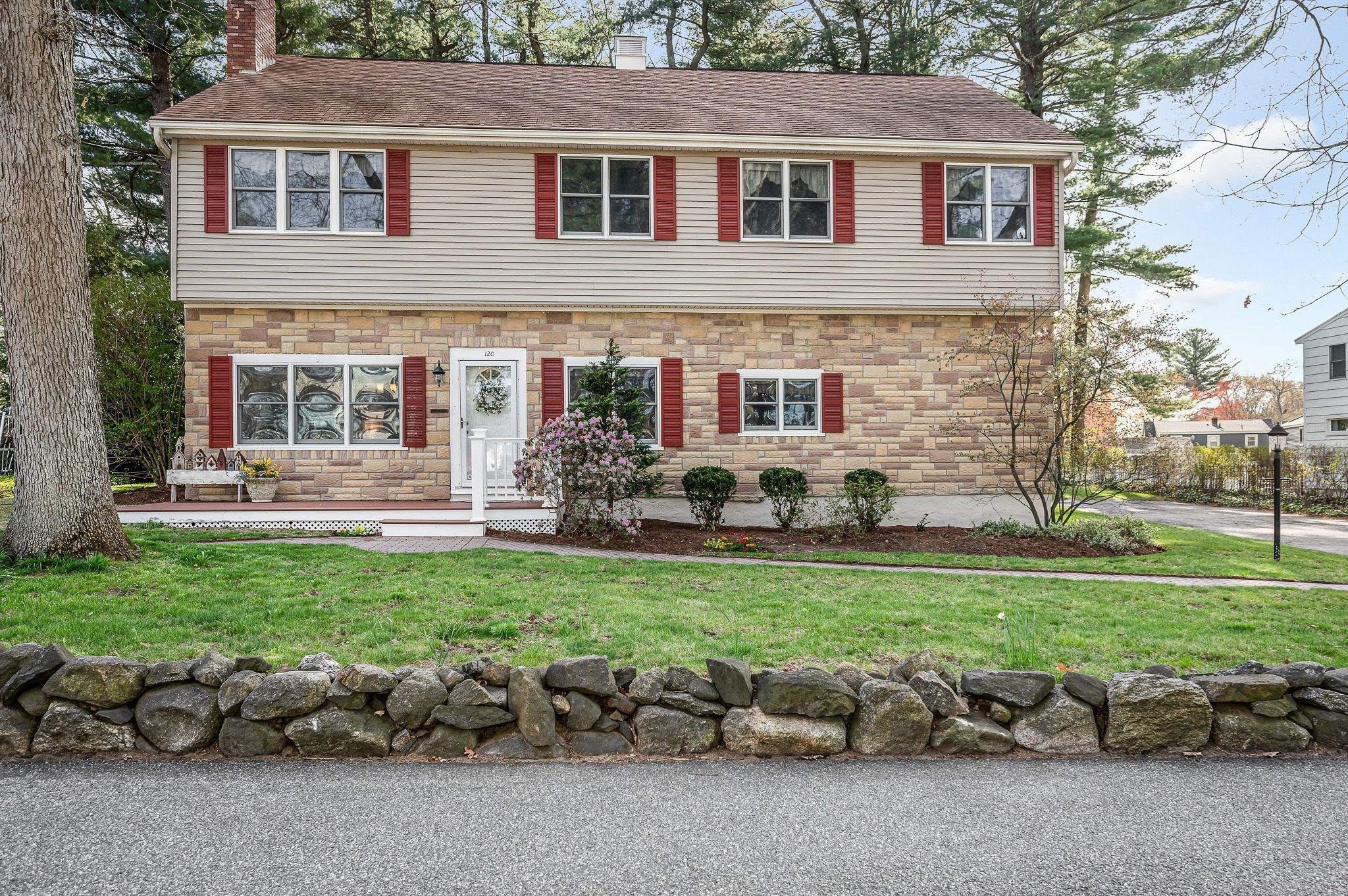 120 Nichols Street, Wilmington, MA 01887
