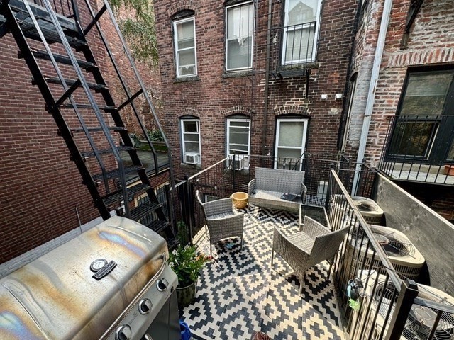 14 Lindall Pl, Beacon Hill, Boston, MA 02114 - Image 13