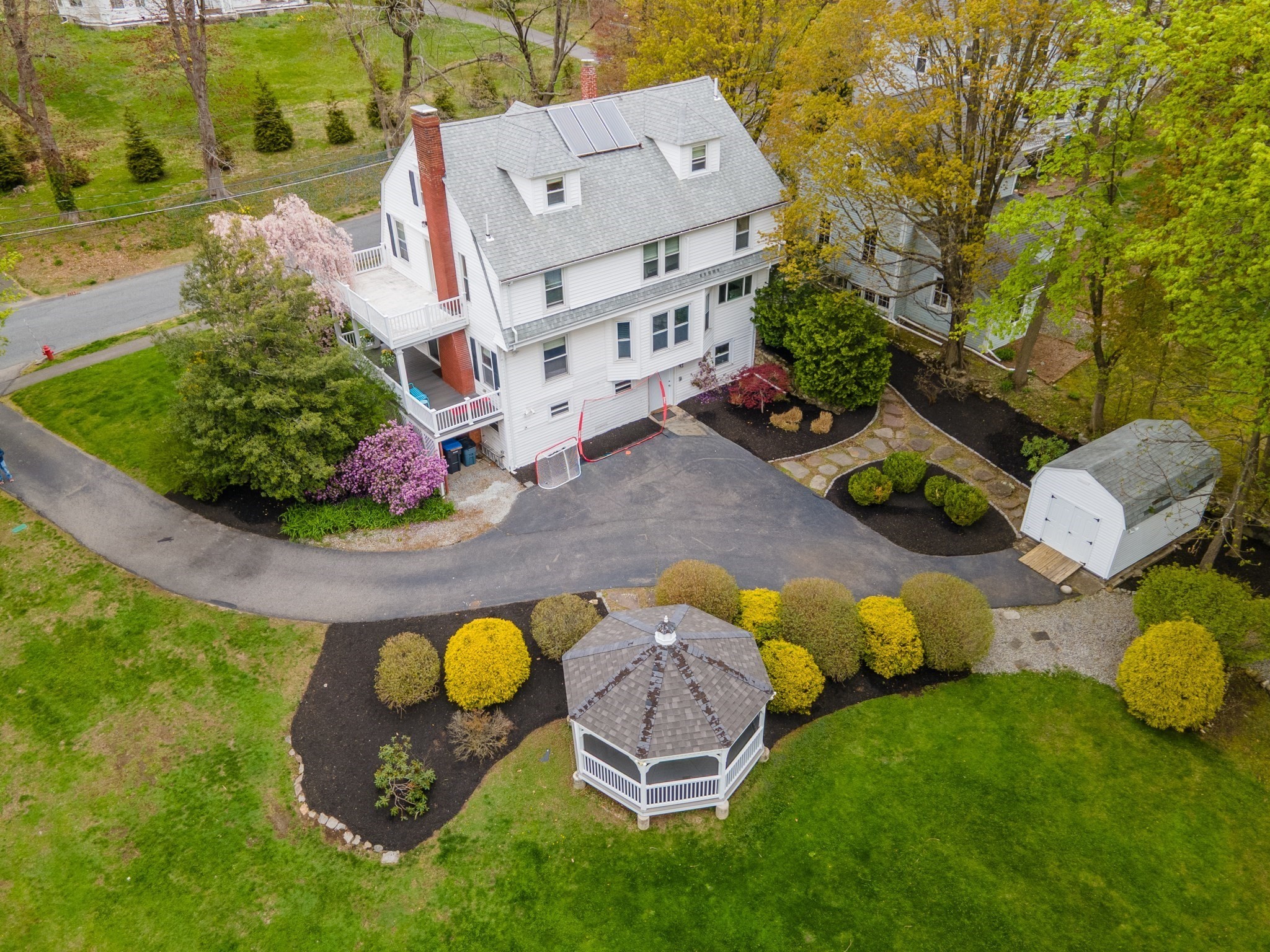 17 Grove St, Natick, MA 01760