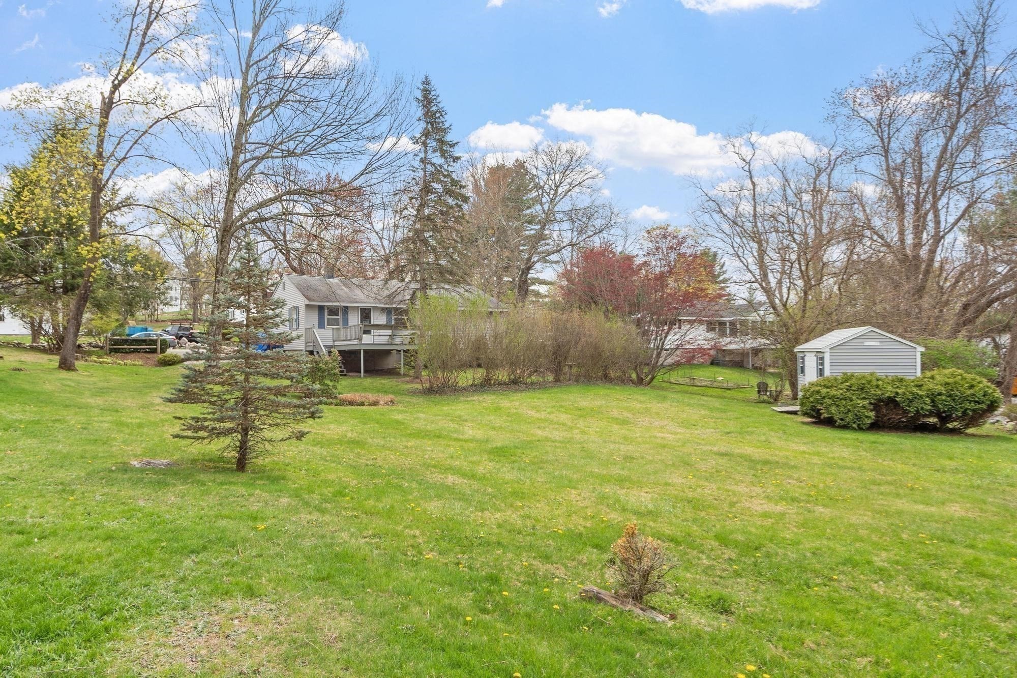 69 Byam Rd, Chelmsford, MA 01824