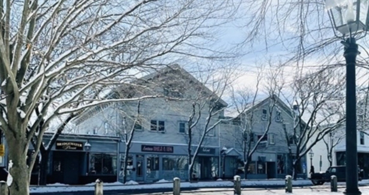 40 Central Square, Bridgewater, MA 02324