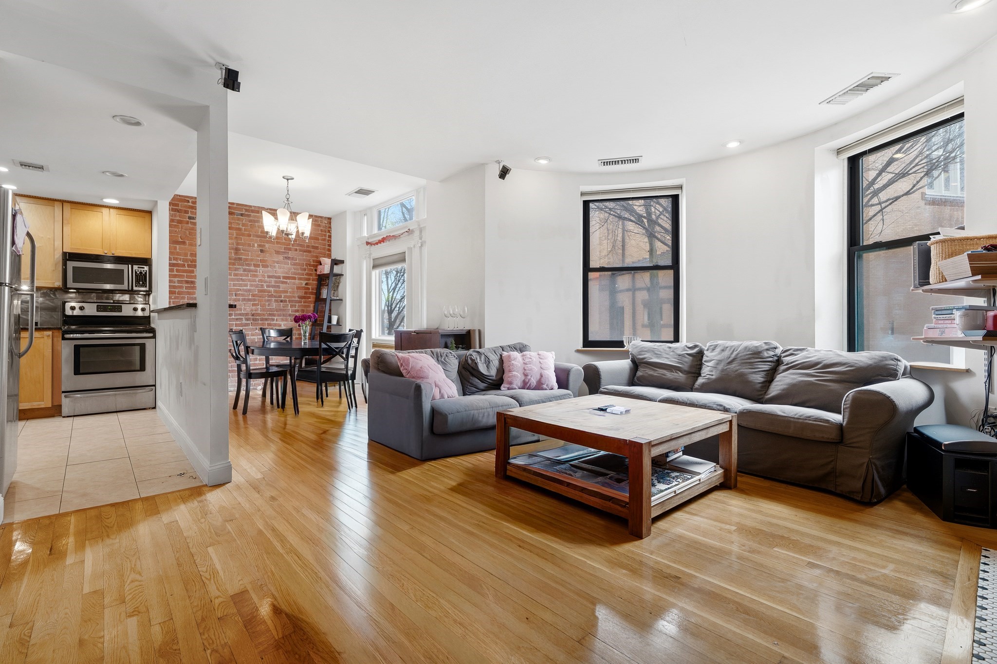 79 Gainsborough St Unit 103, Symphony, Boston, MA 02115