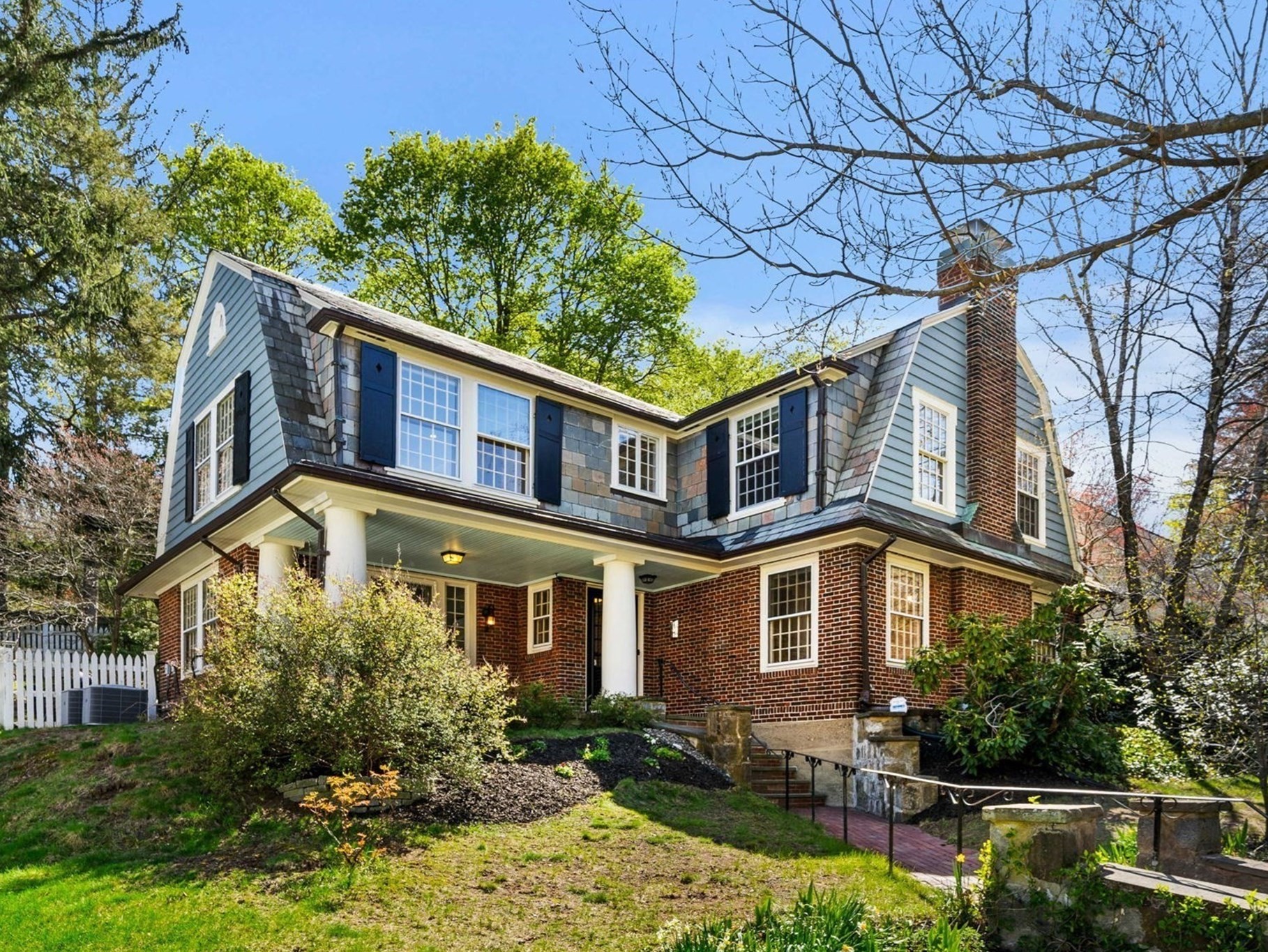 292 Pond St, Jamaica Plain, Boston, MA 02130