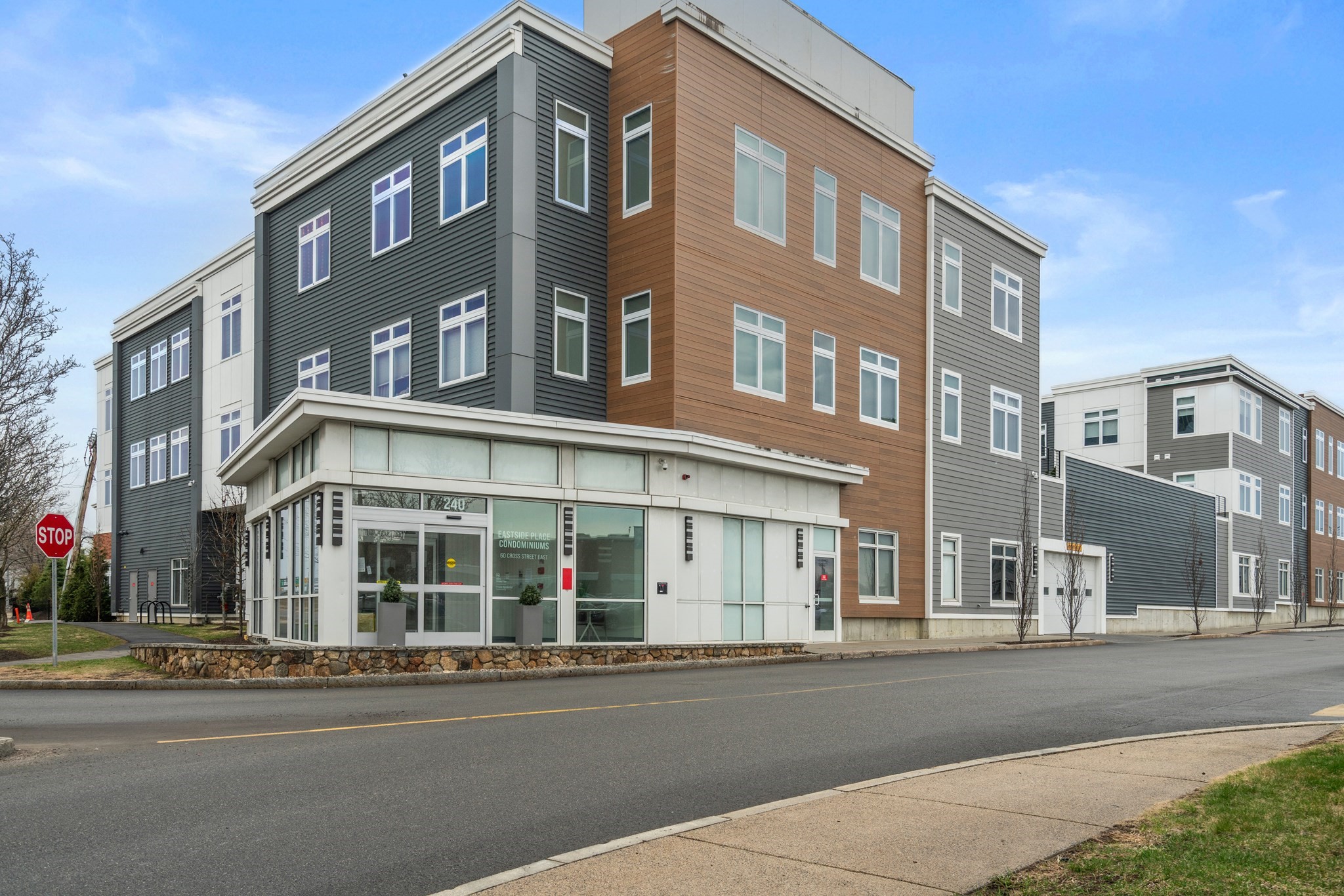 60 Cross St E Unit 328, Somerville, MA 02145