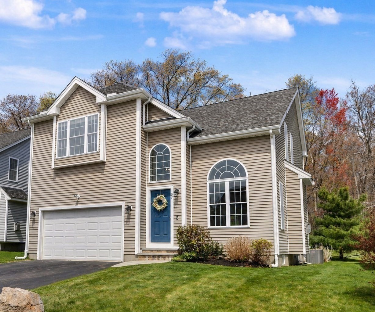 67 Zain Cir Unit 67, Milford, MA 01757