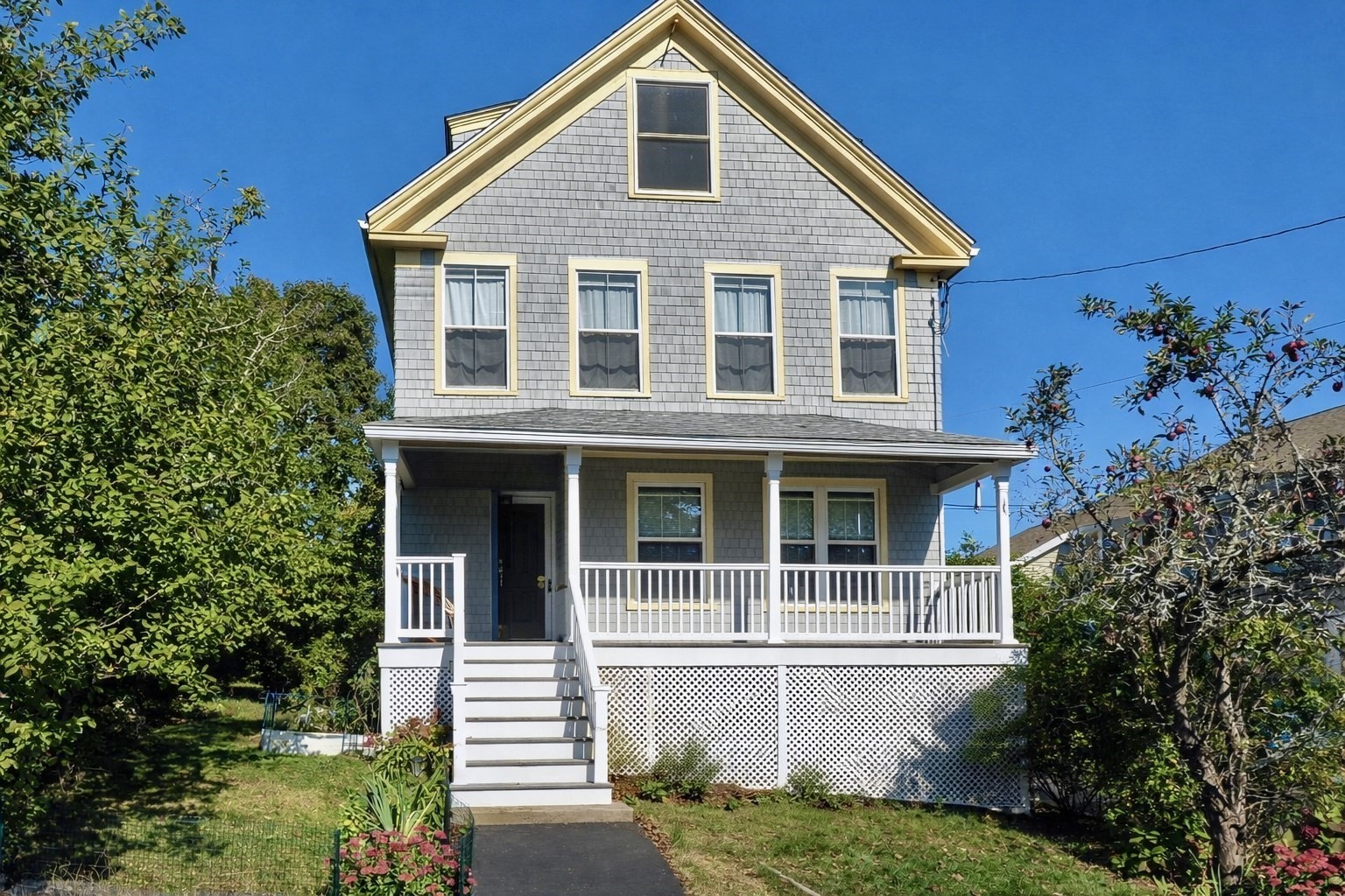 14 Highland Avenue, Hull, MA 02045