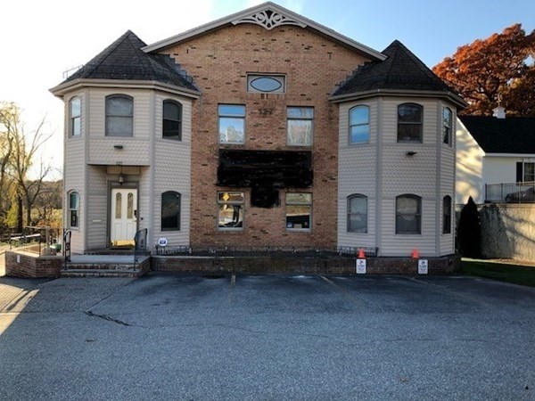 127 Cambridge St, Burlington, MA 01803