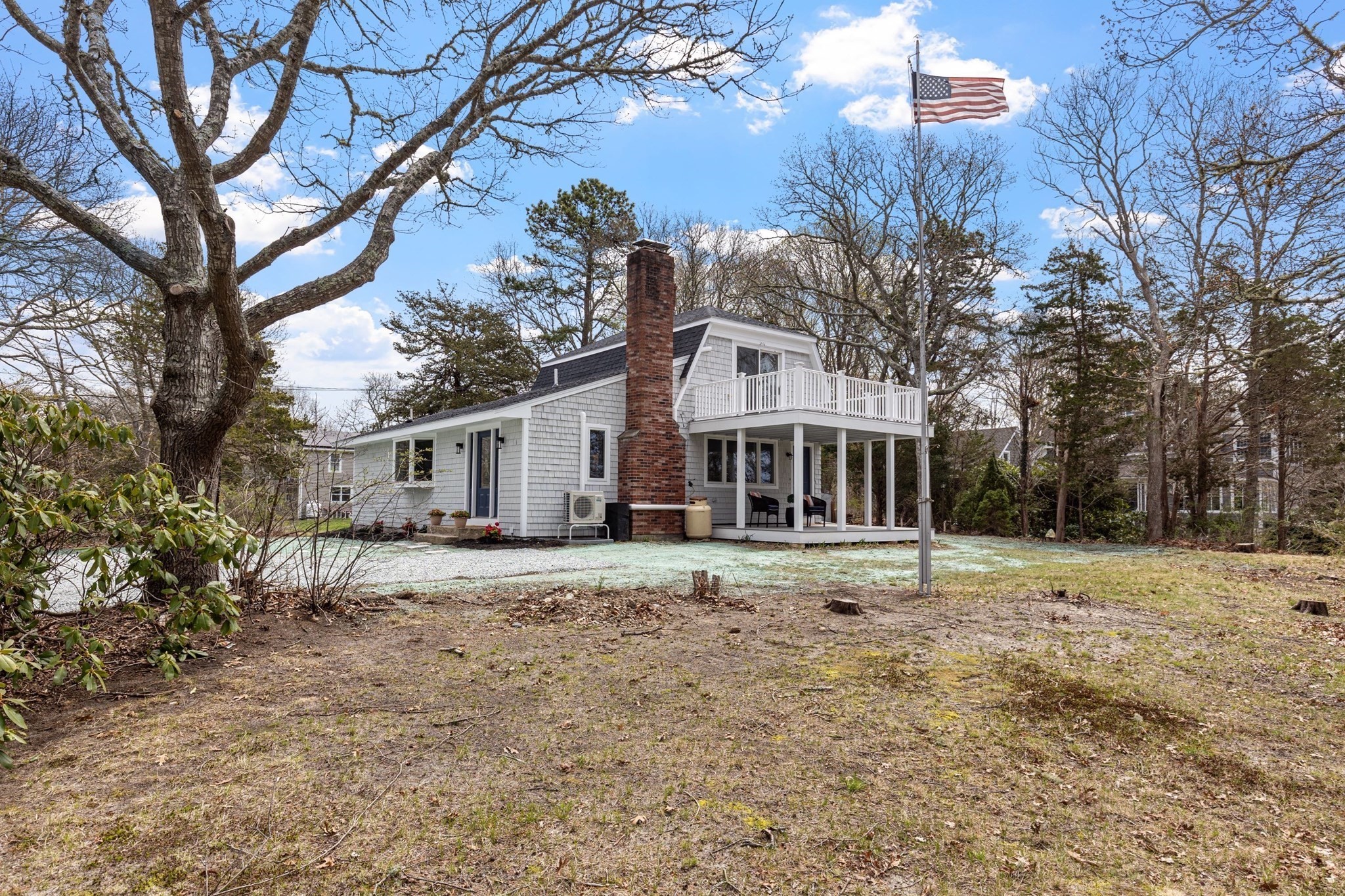 5 Bell Rd Ext, Bourne, MA 02532