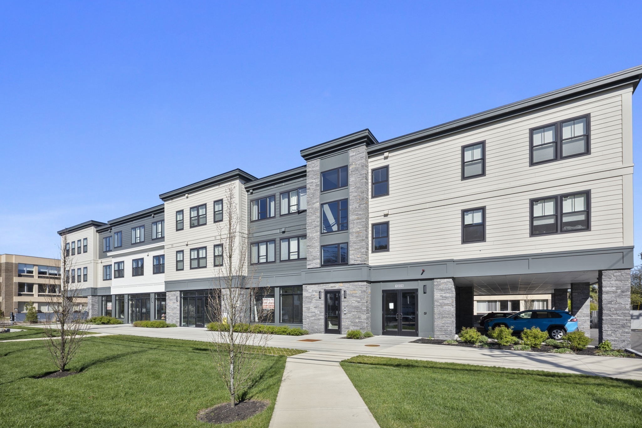 1000 Washington St Unit 205, Dedham, MA 02026