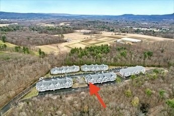 27 Greenleaves Unit 726, Amherst, MA 01002