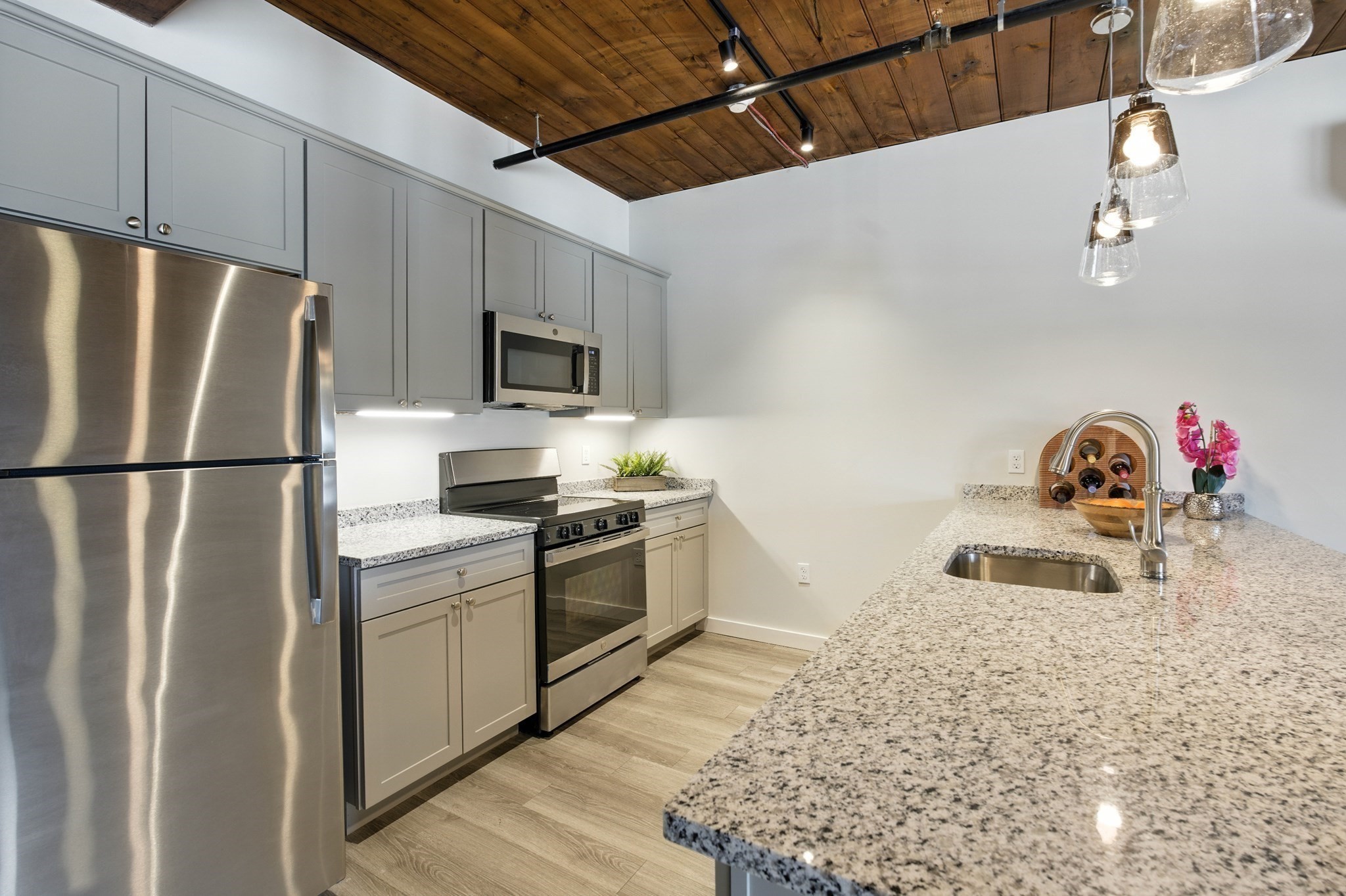 55 Sterling St Unit 208, Clinton, MA 01510 - Image 12