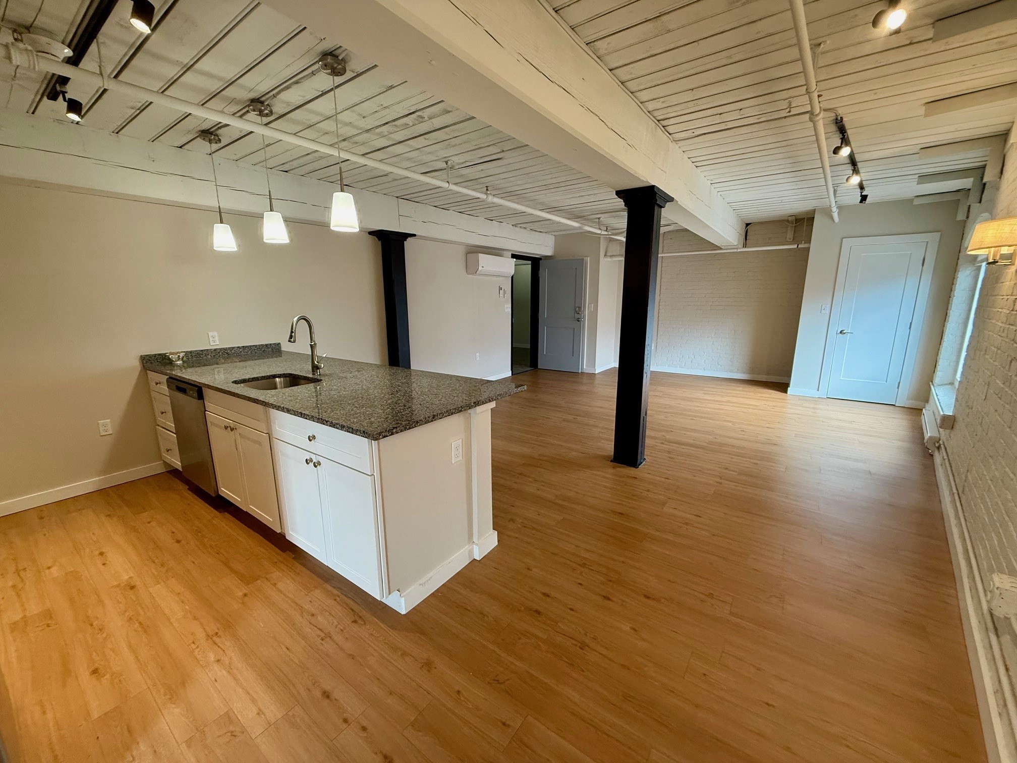 55 Sterling St Unit 208, Clinton, MA 01510 - Image 4