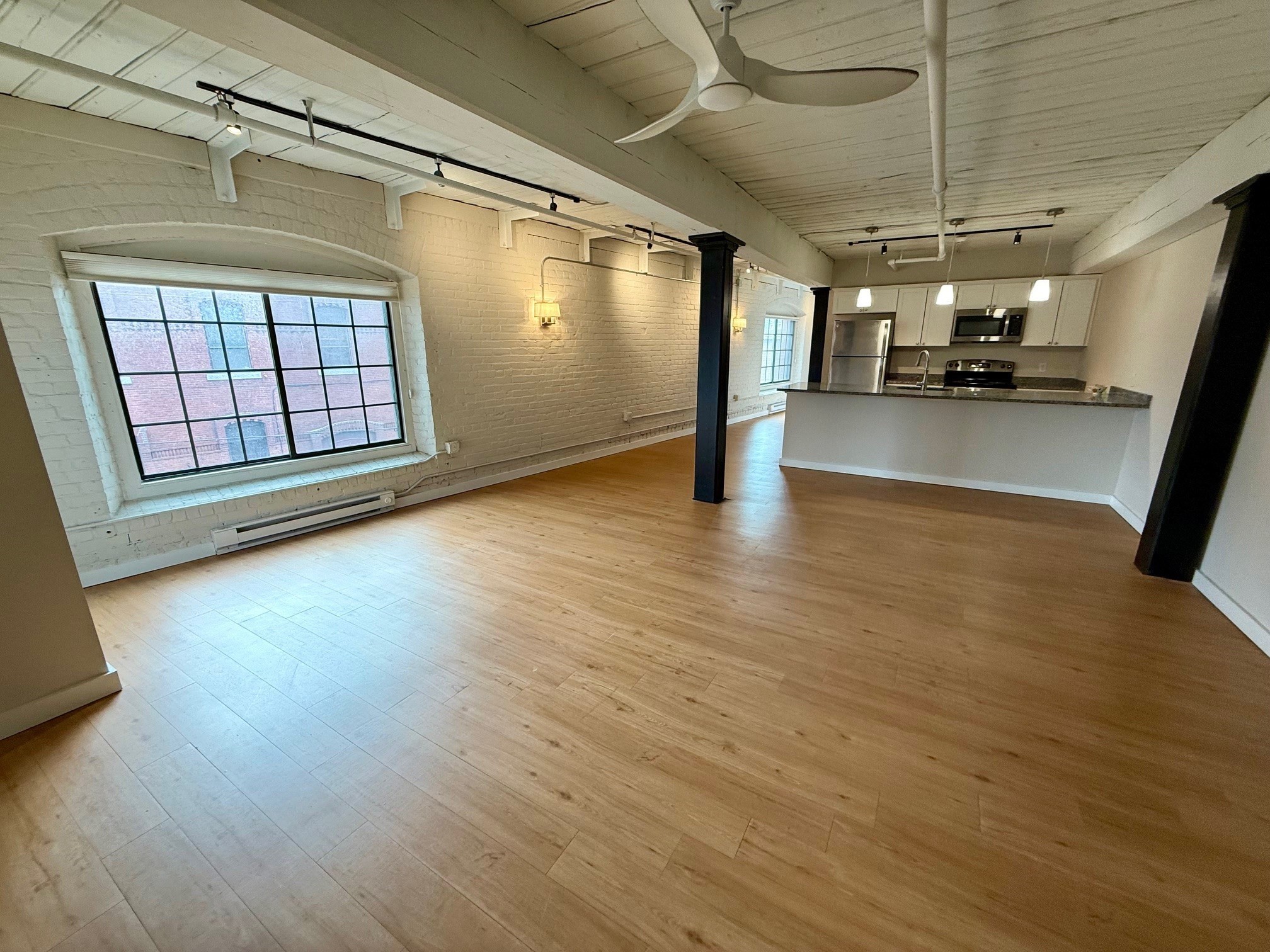 55 Sterling St Unit 208, Clinton, MA 01510 - Image 5