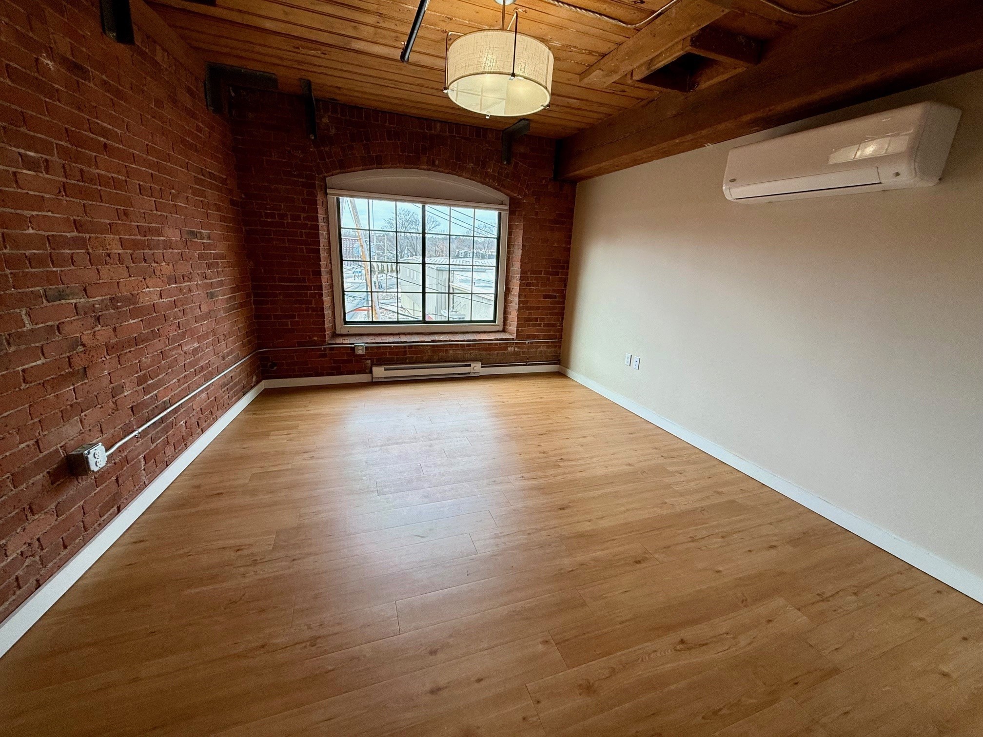 55 Sterling St Unit 208, Clinton, MA 01510 - Image 7