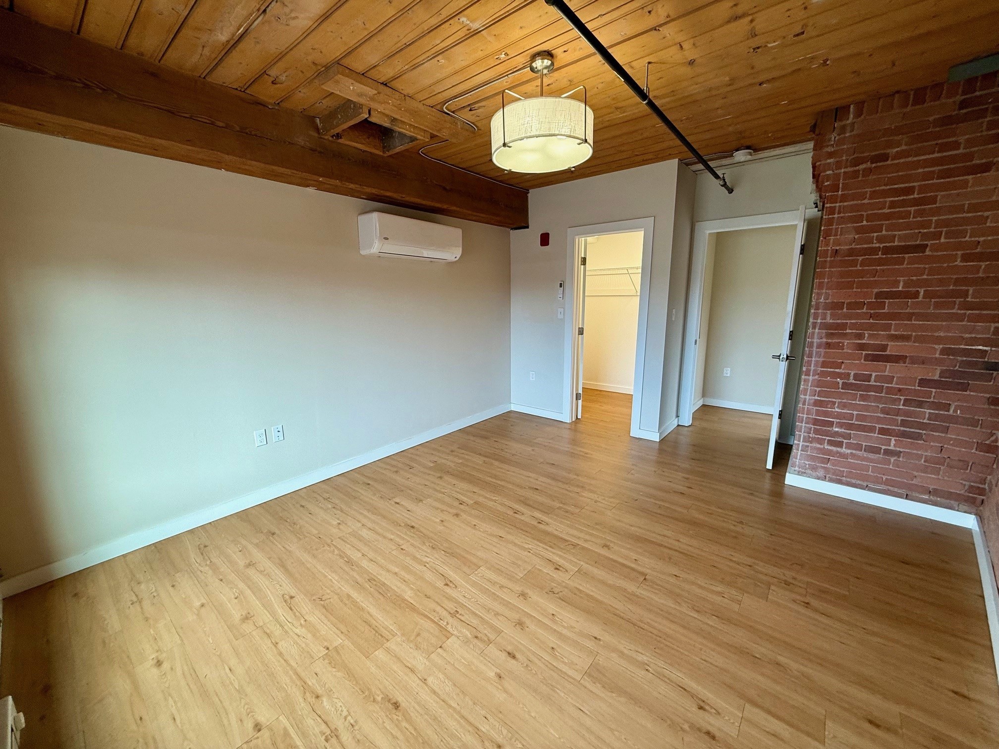 55 Sterling St Unit 208, Clinton, MA 01510 - Image 8