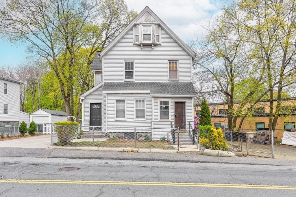951 Canterbury St, Roslindale, Boston, MA 02131
